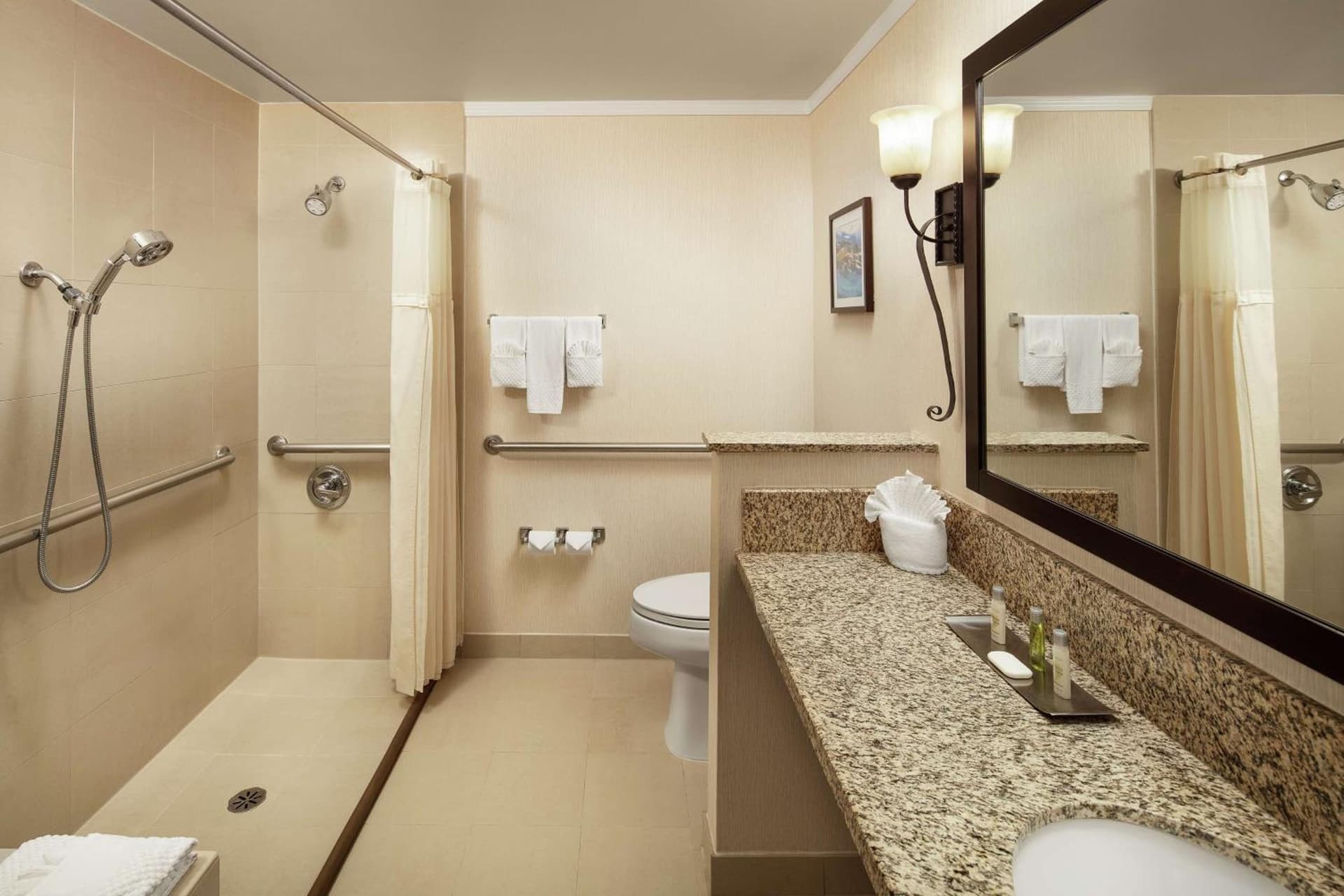 DoubleTree by Hilton Claremont gallery photo in Claremont, CA — image 43