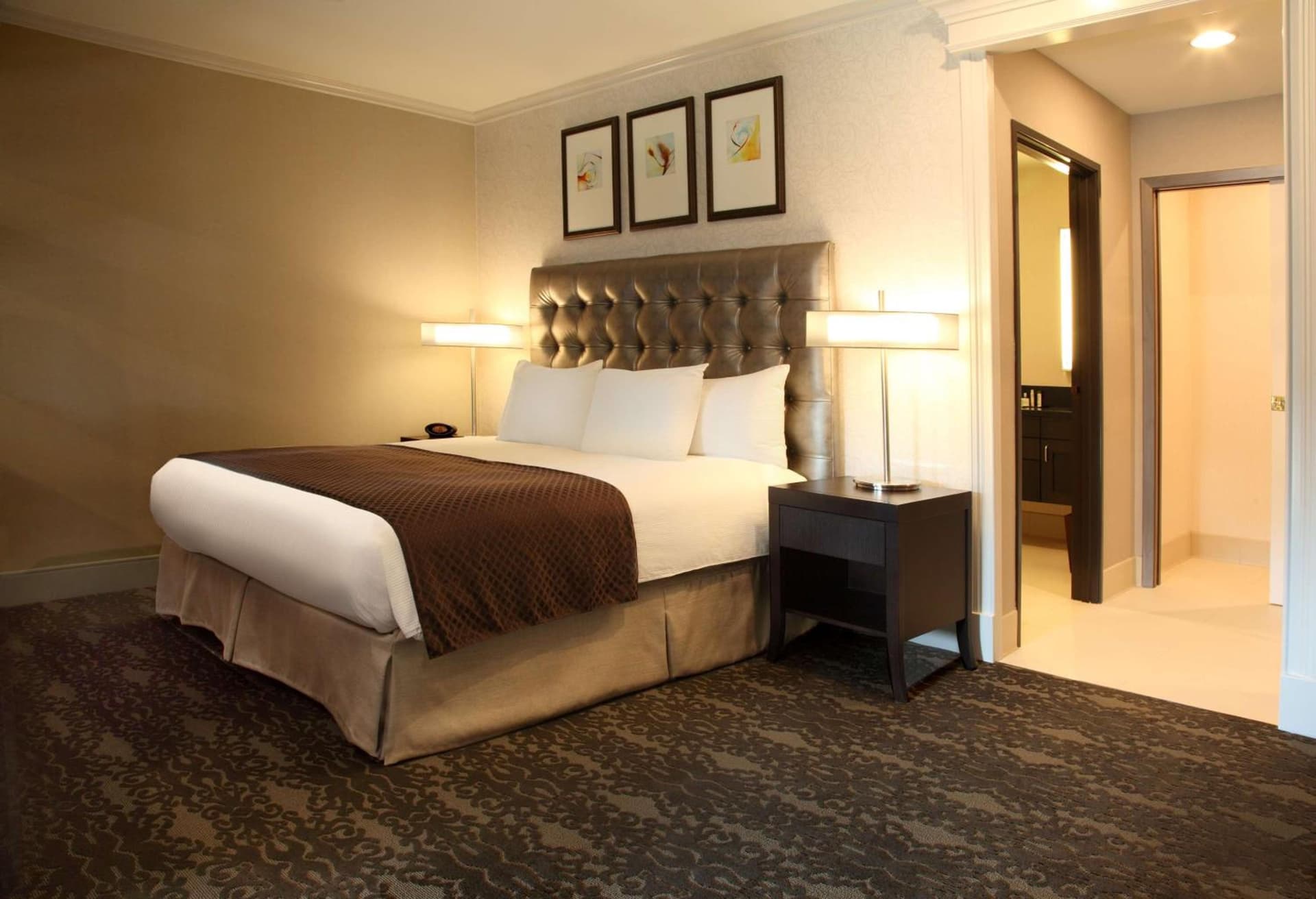DoubleTree by Hilton Claremont gallery photo in Claremont, CA — image 18