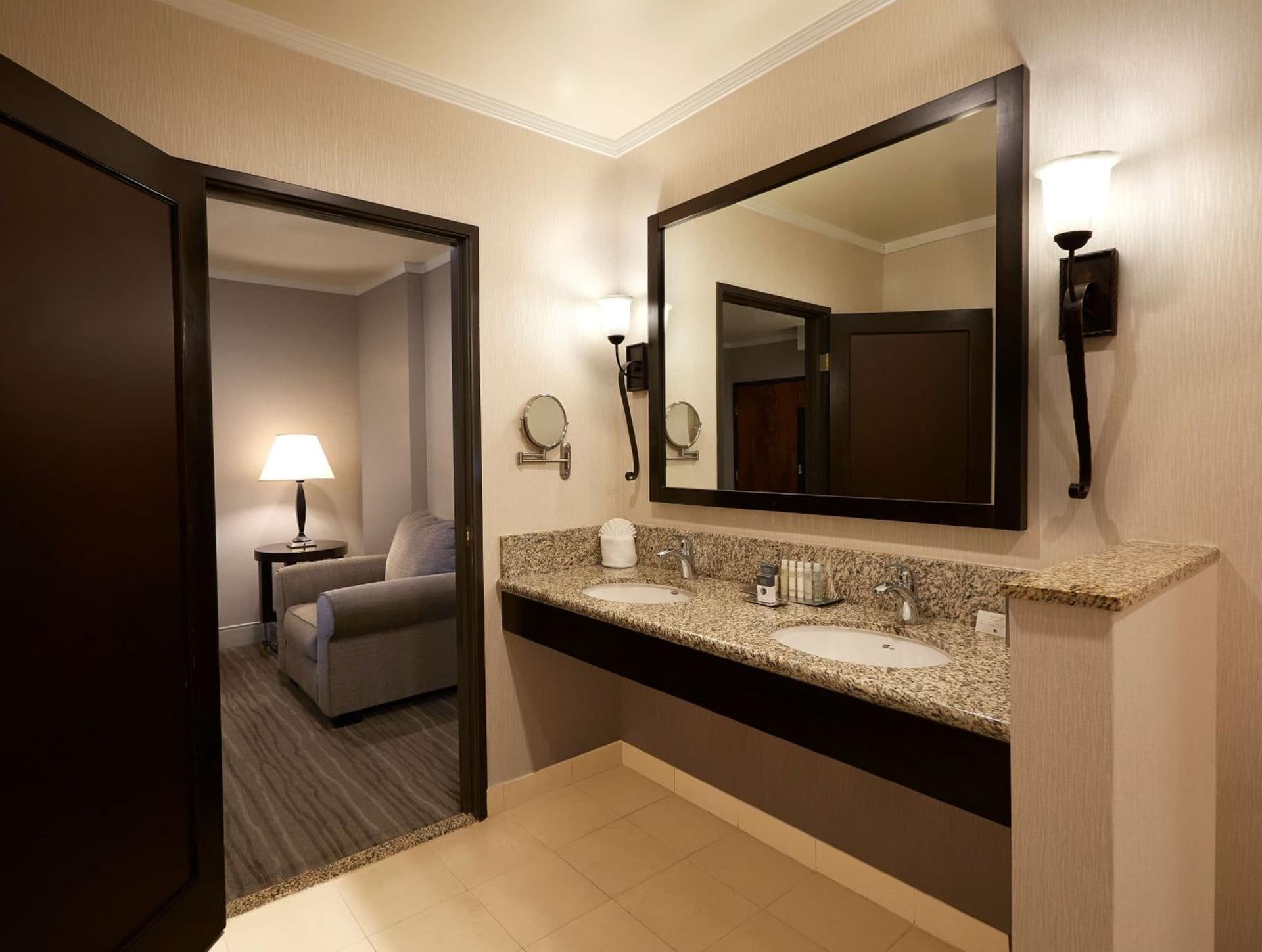 DoubleTree by Hilton Claremont gallery photo in Claremont, CA — image 51