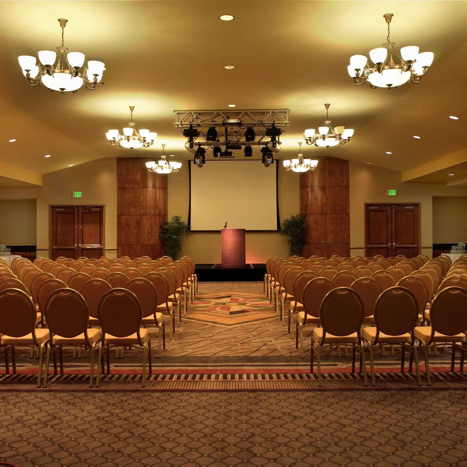 DoubleTree by Hilton Claremont gallery photo in Claremont, CA — image 38