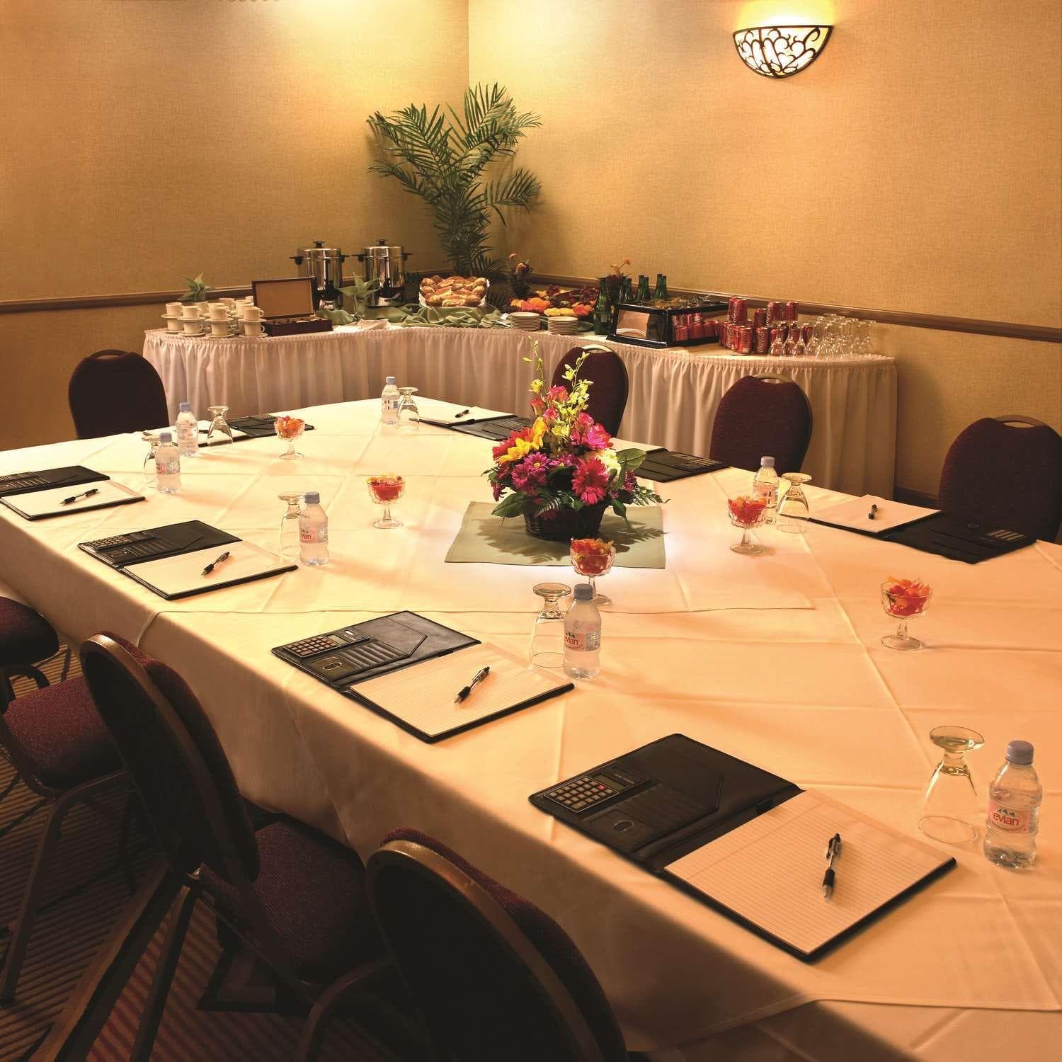 DoubleTree by Hilton Claremont gallery photo in Claremont, CA — image 8