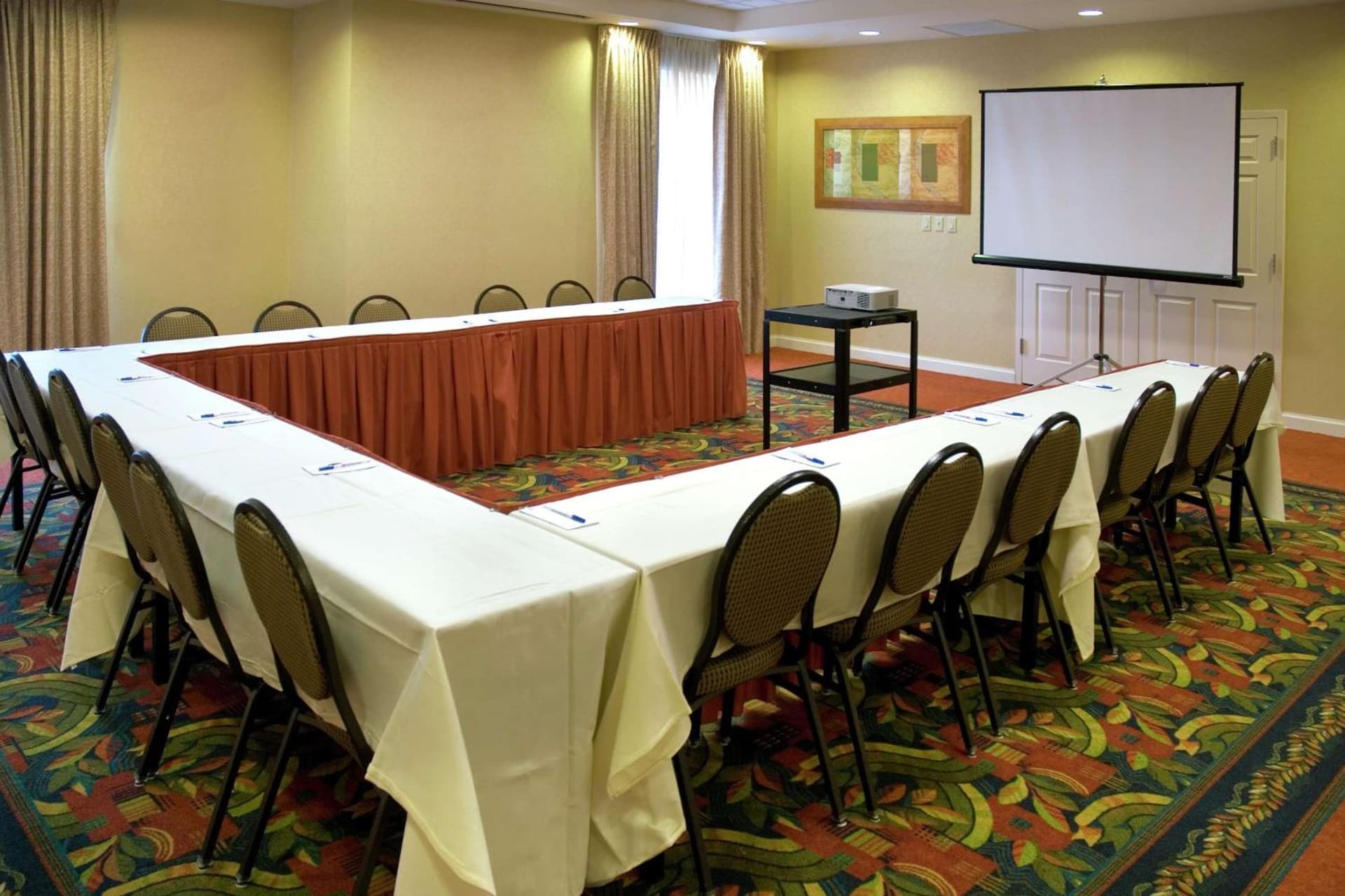 Hilton Garden Inn Newport News gallery photo in Newport News, VA — image 18