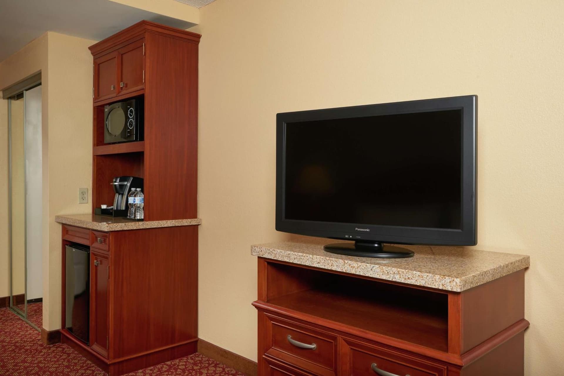Hilton Garden Inn Newport News gallery photo in Newport News, VA — image 26