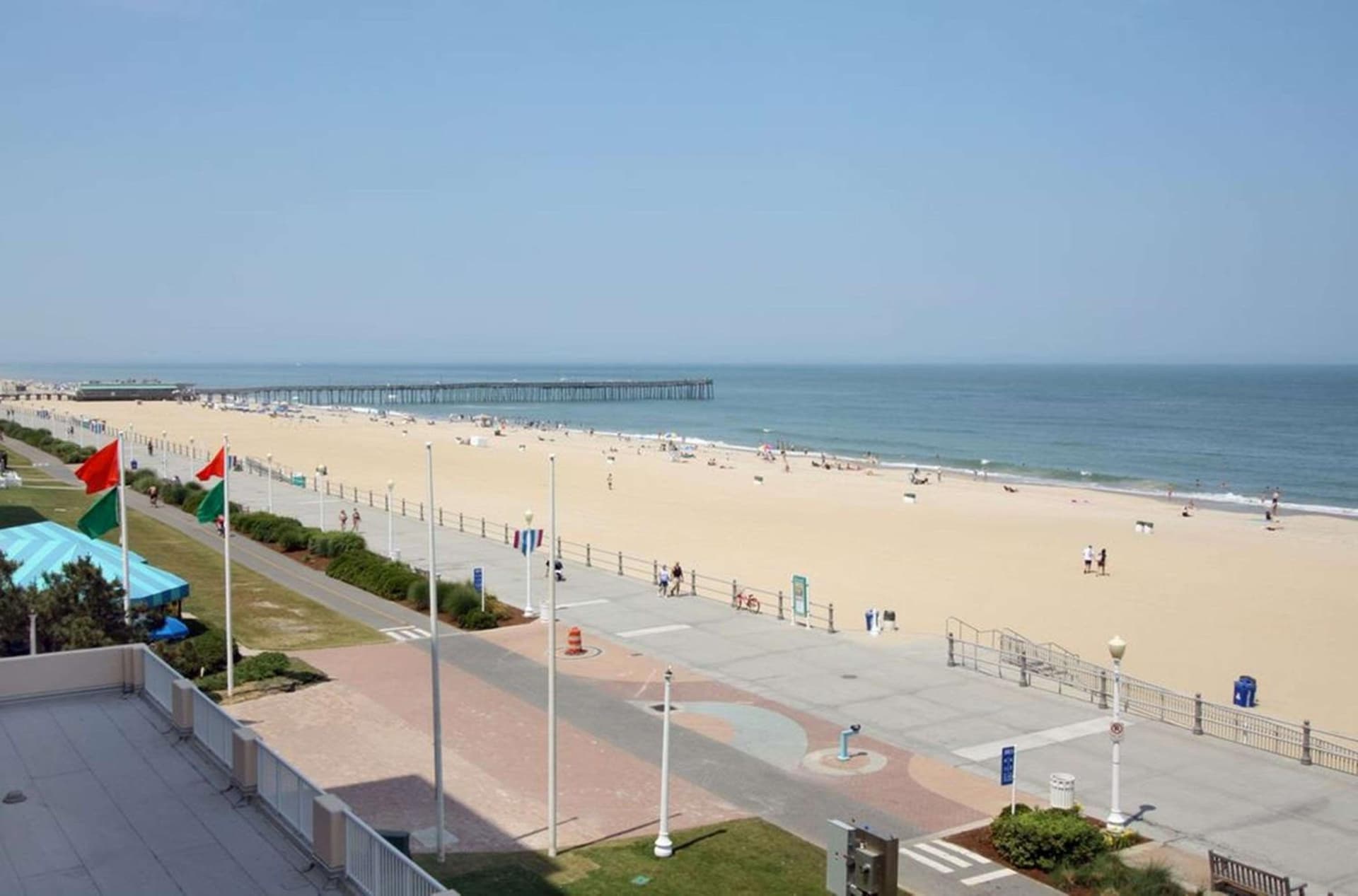 Hampton Inn Virginia Beach-Oceanfront South gallery photo in Virginia Beach, VA — image 85