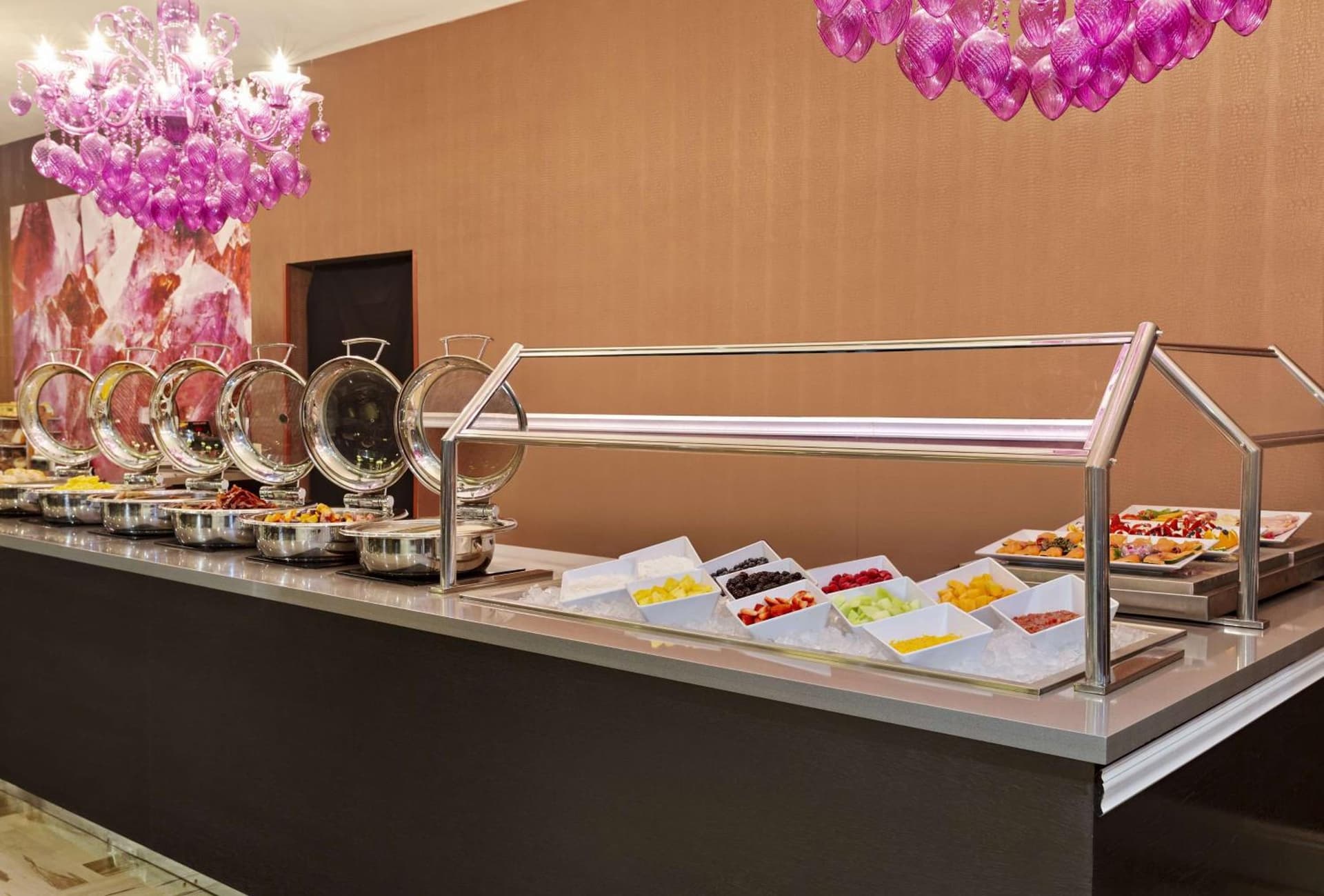 DoubleTree by Hilton Orlando East - UCF Area gallery photo in Orlando, FL — image 10