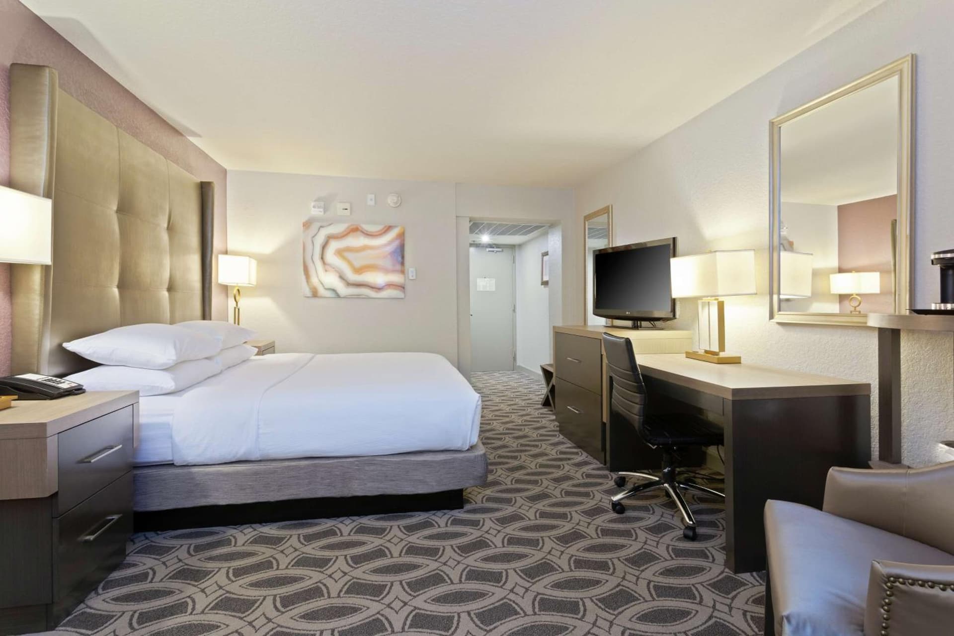 DoubleTree by Hilton Orlando East - UCF Area gallery photo in Orlando, FL — image 7