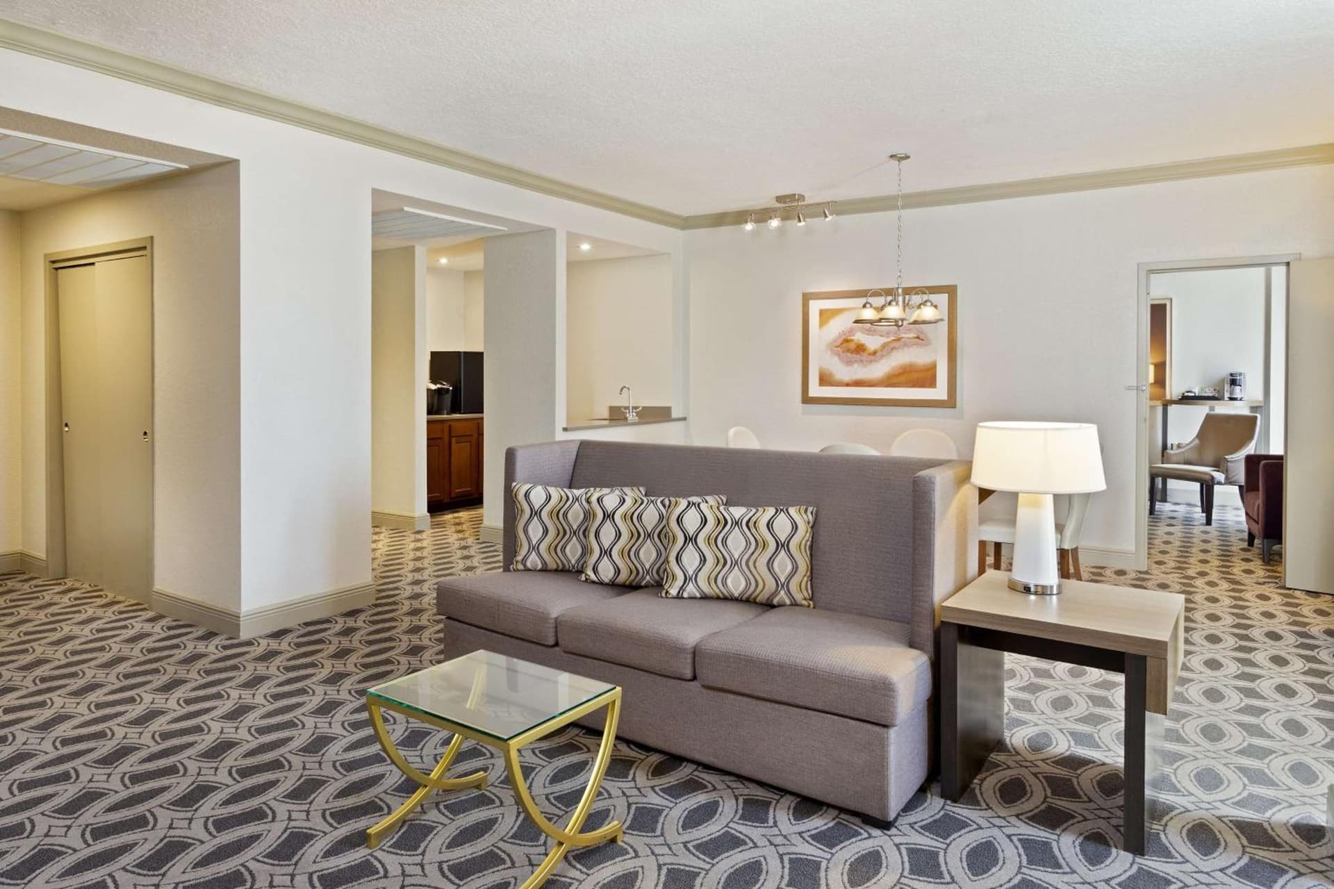 DoubleTree by Hilton Orlando East - UCF Area interior in Orlando, FL — gallery photo 2