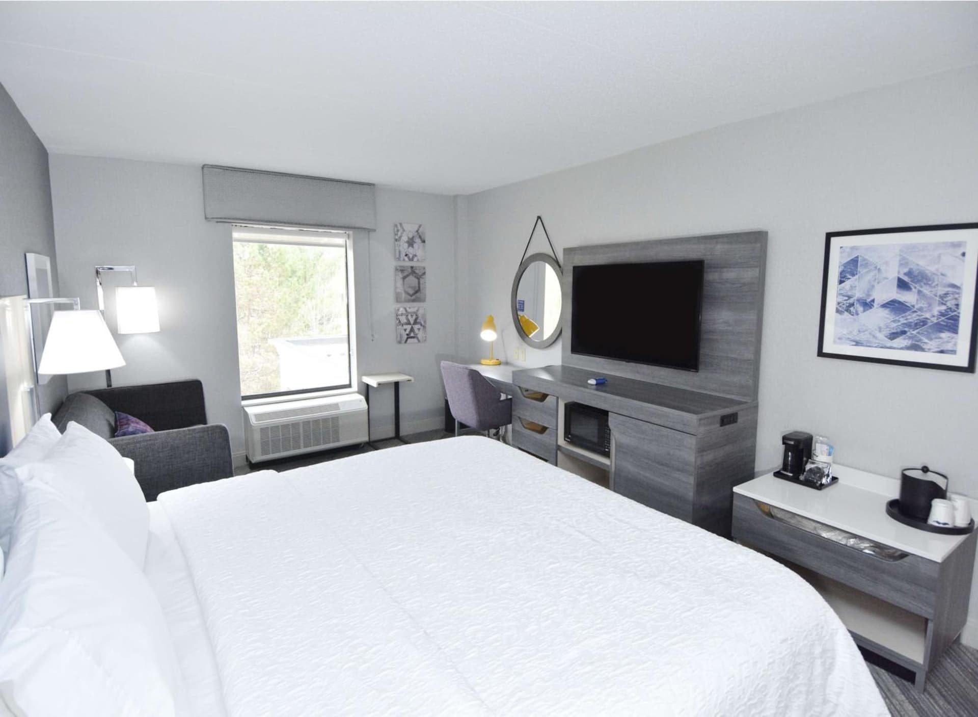 Hampton Inn Auburn gallery photo in Auburn — image 24
