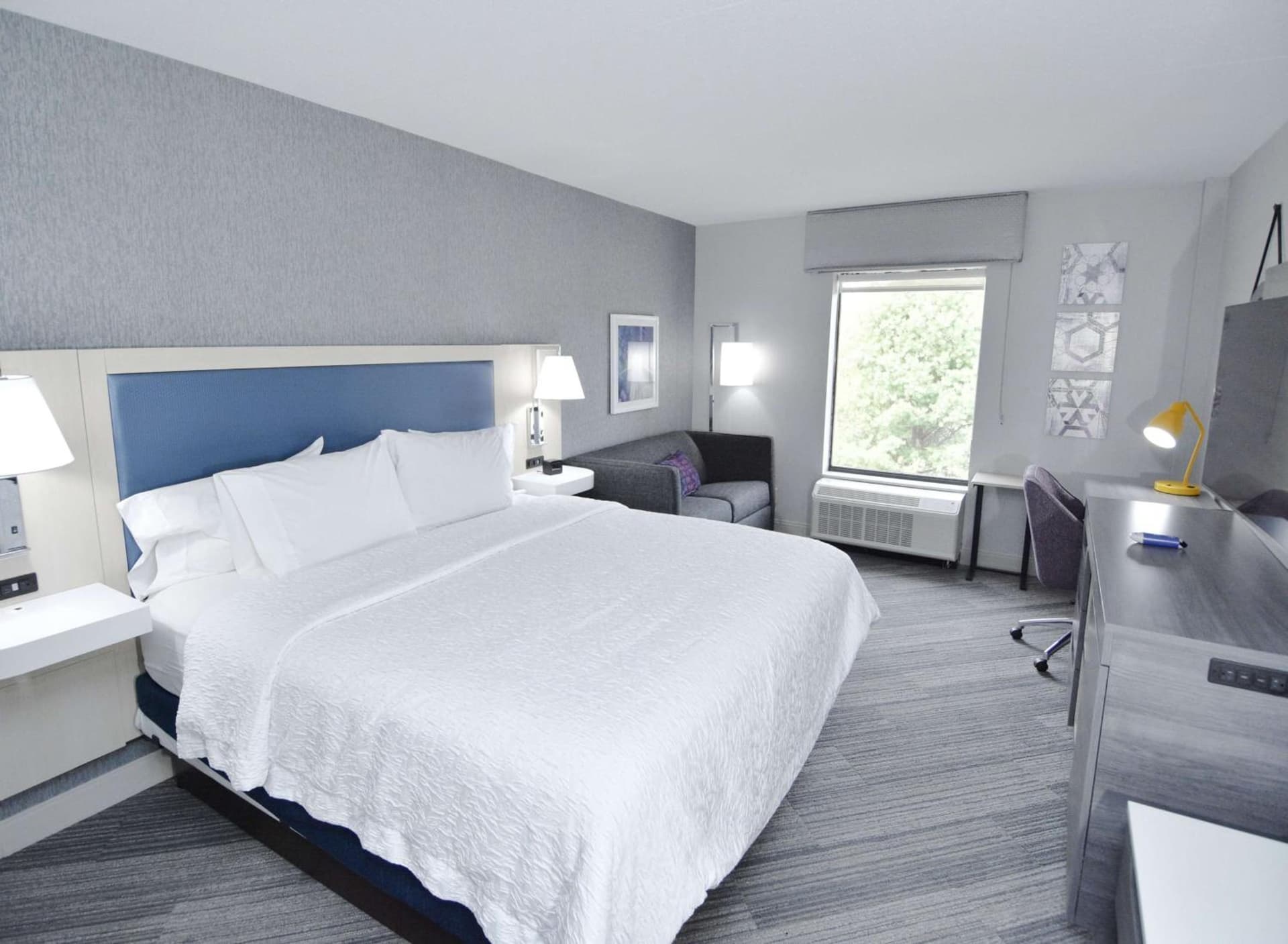 Hampton Inn Auburn gallery photo in Auburn — image 7
