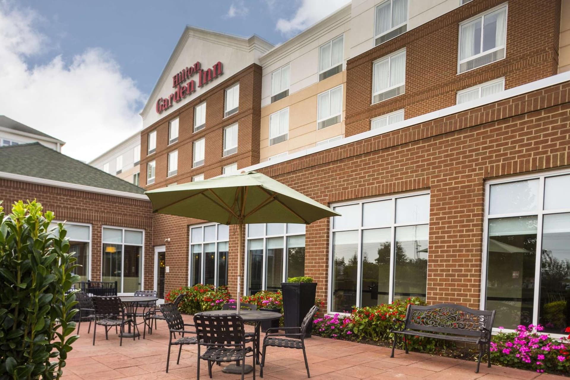 Hilton Garden Inn Hampton Coliseum Central property views in Hampton, VA — gallery photo 3