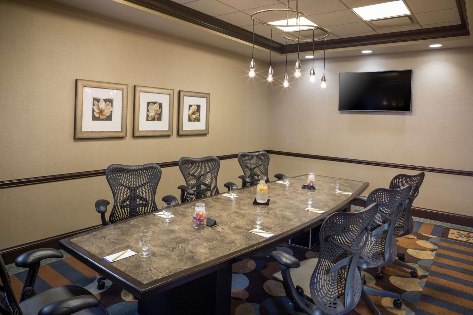 Hilton Garden Inn Hampton Coliseum Central gallery photo in Hampton, VA — image 25