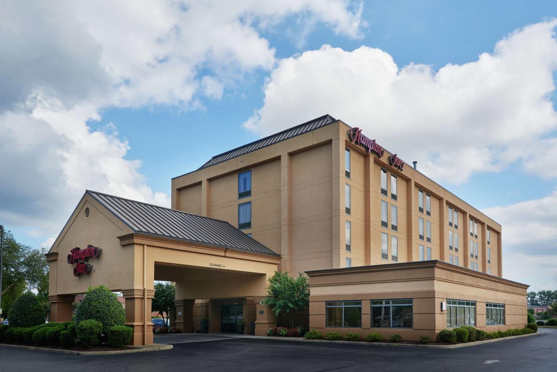Hampton Inn Newport News-Yorktown featured exterior or lobby in Newport News, VA — similar hotel
