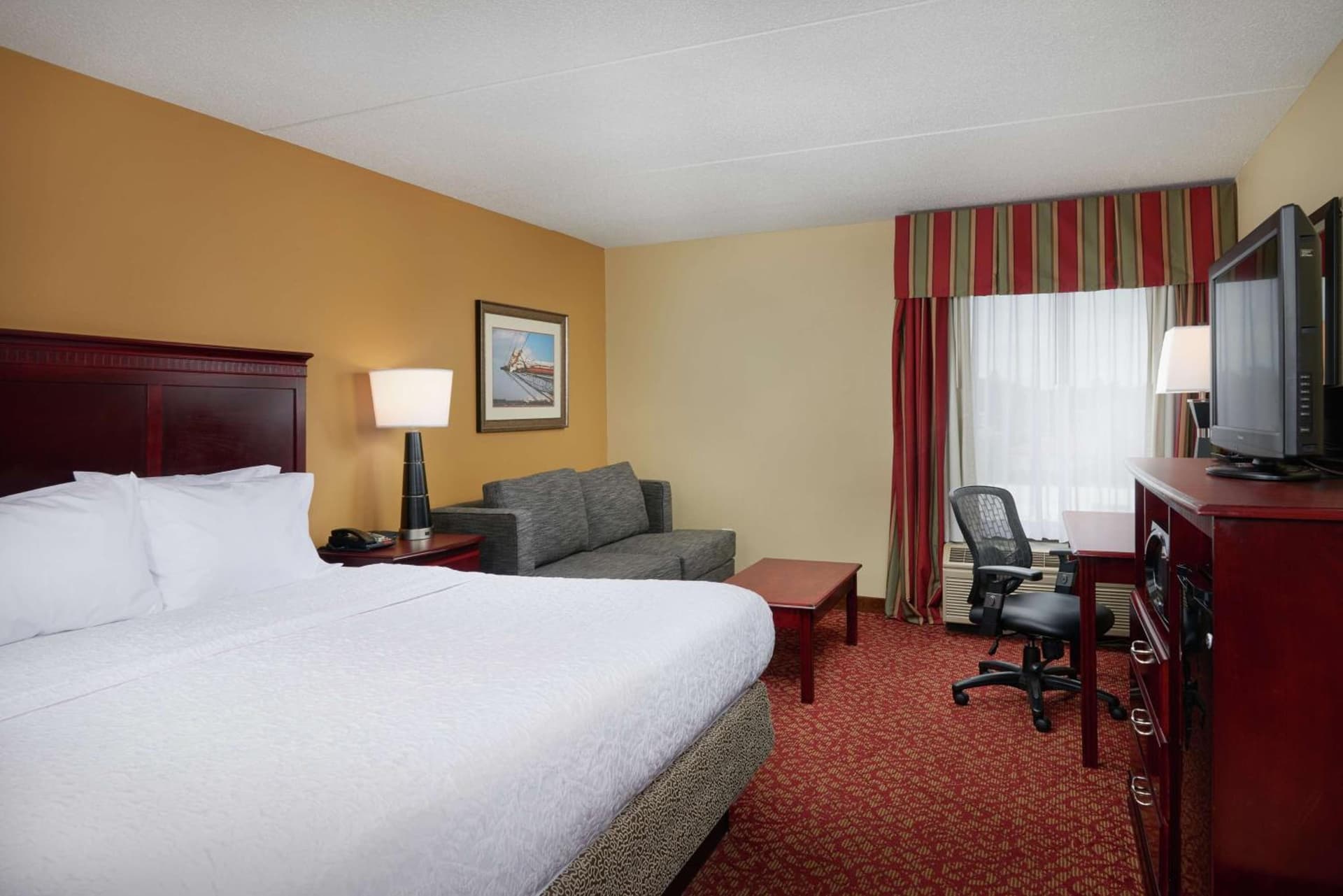Hampton Inn Newport News-Yorktown gallery photo in Newport News, VA — image 21