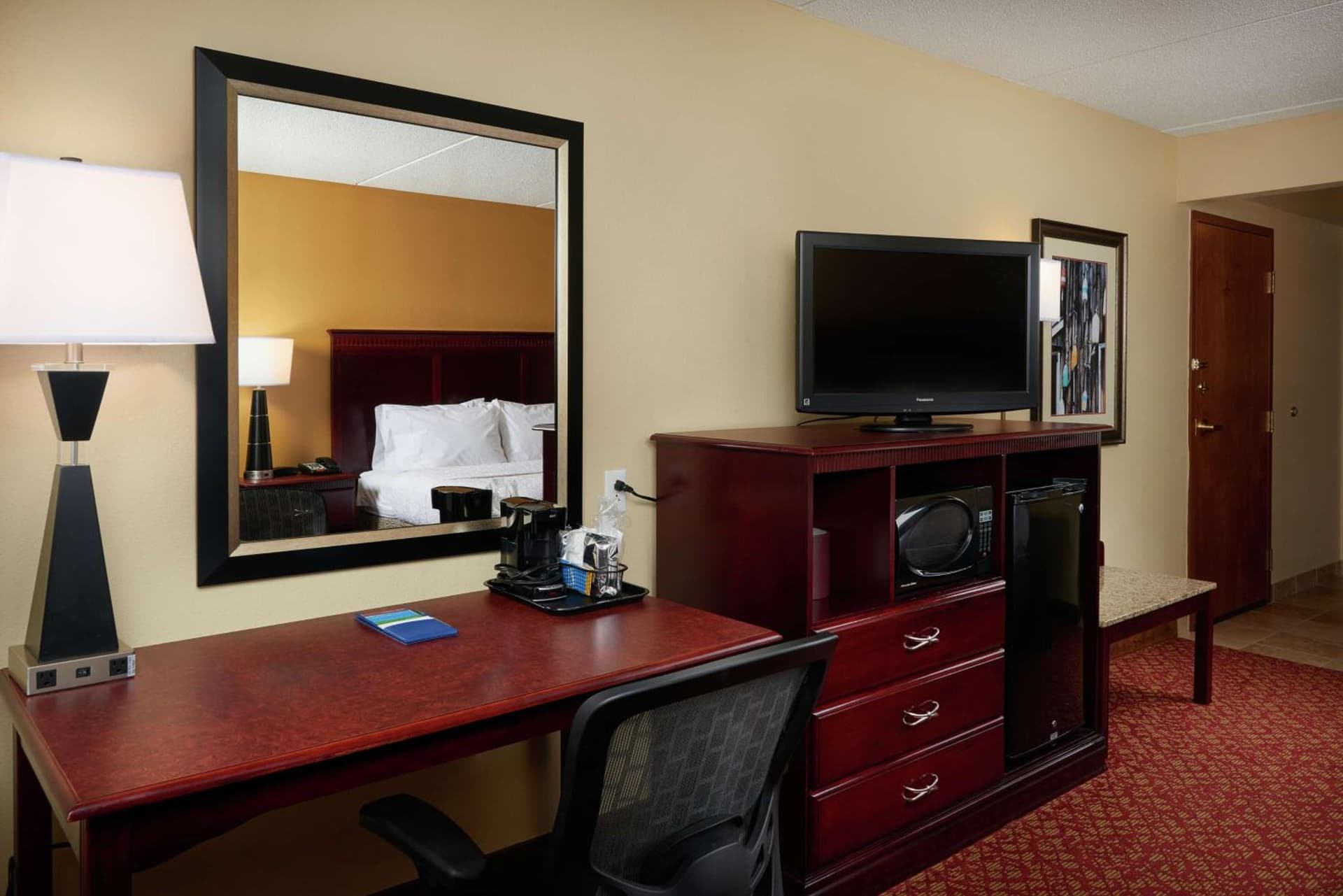 Hampton Inn Newport News-Yorktown gallery photo in Newport News, VA — image 7