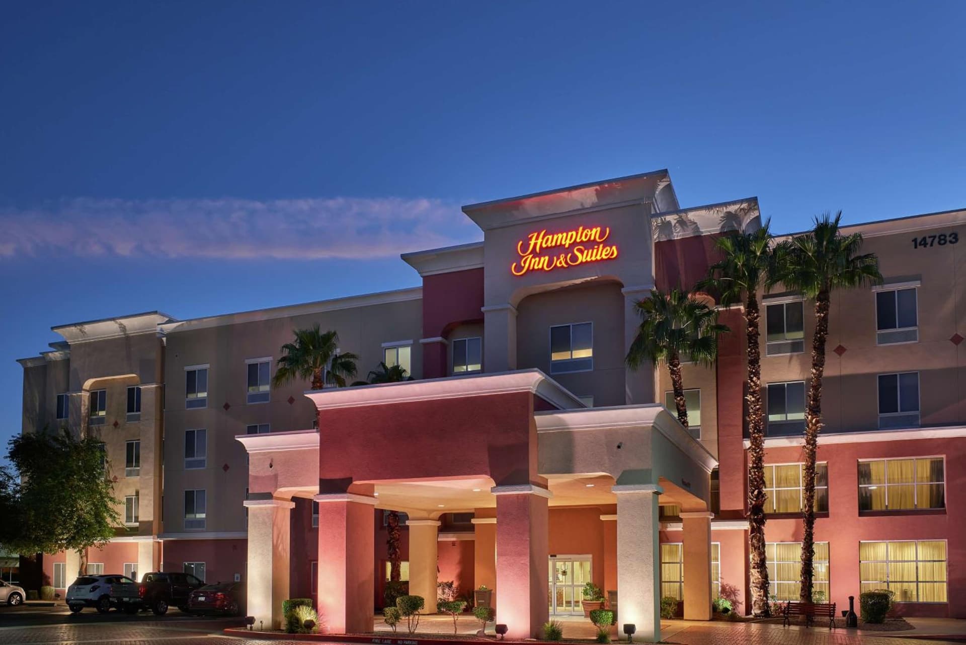 Hampton Inn & Suites Phoenix-Surprise interior in Surprise, AZ — gallery photo 2