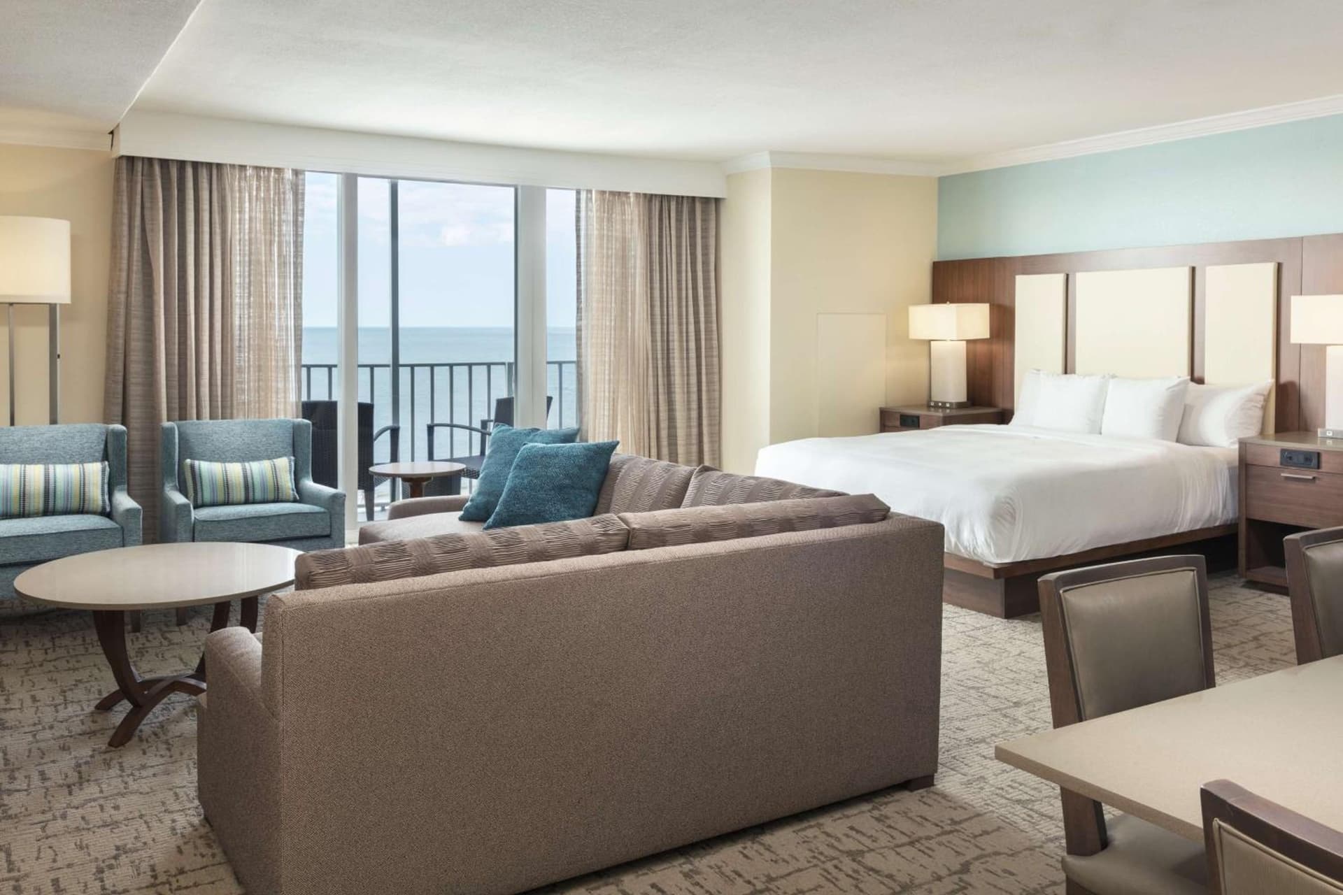 Hilton Clearwater Beach Resort & Spa gallery photo in Clearwater Beach, FL — image 80