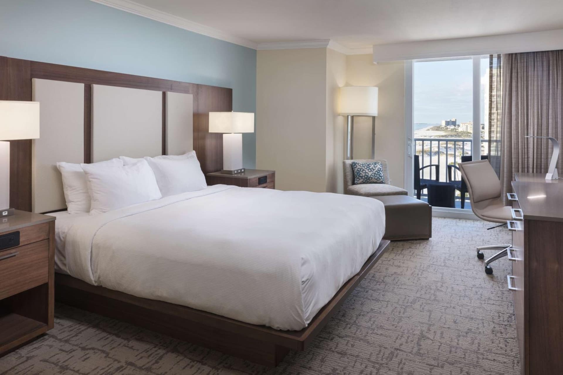 Hilton Clearwater Beach Resort & Spa gallery photo in Clearwater Beach, FL — image 76