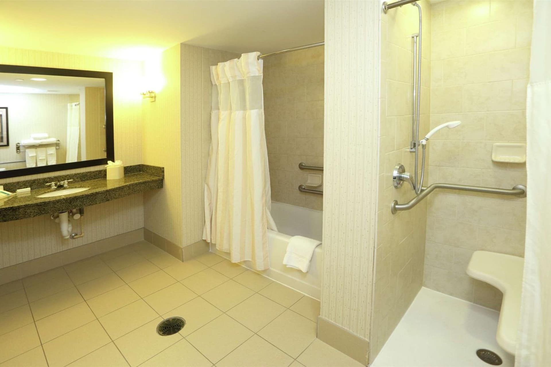 Hilton Garden Inn Chesapeake/Suffolk gallery photo in Suffolk, VA — image 19