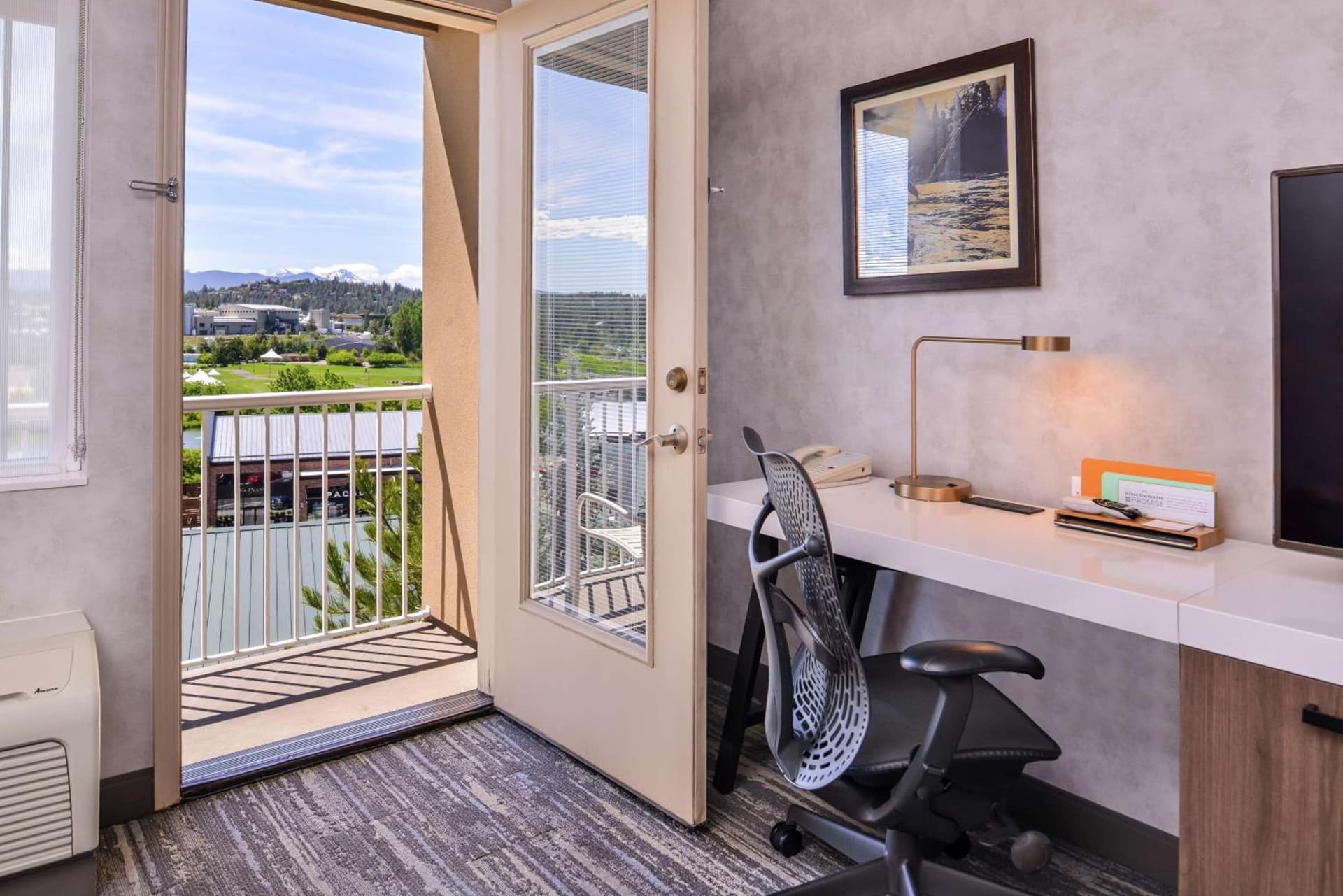 Hilton Garden Inn Bend gallery photo in Bend, OR — image 84