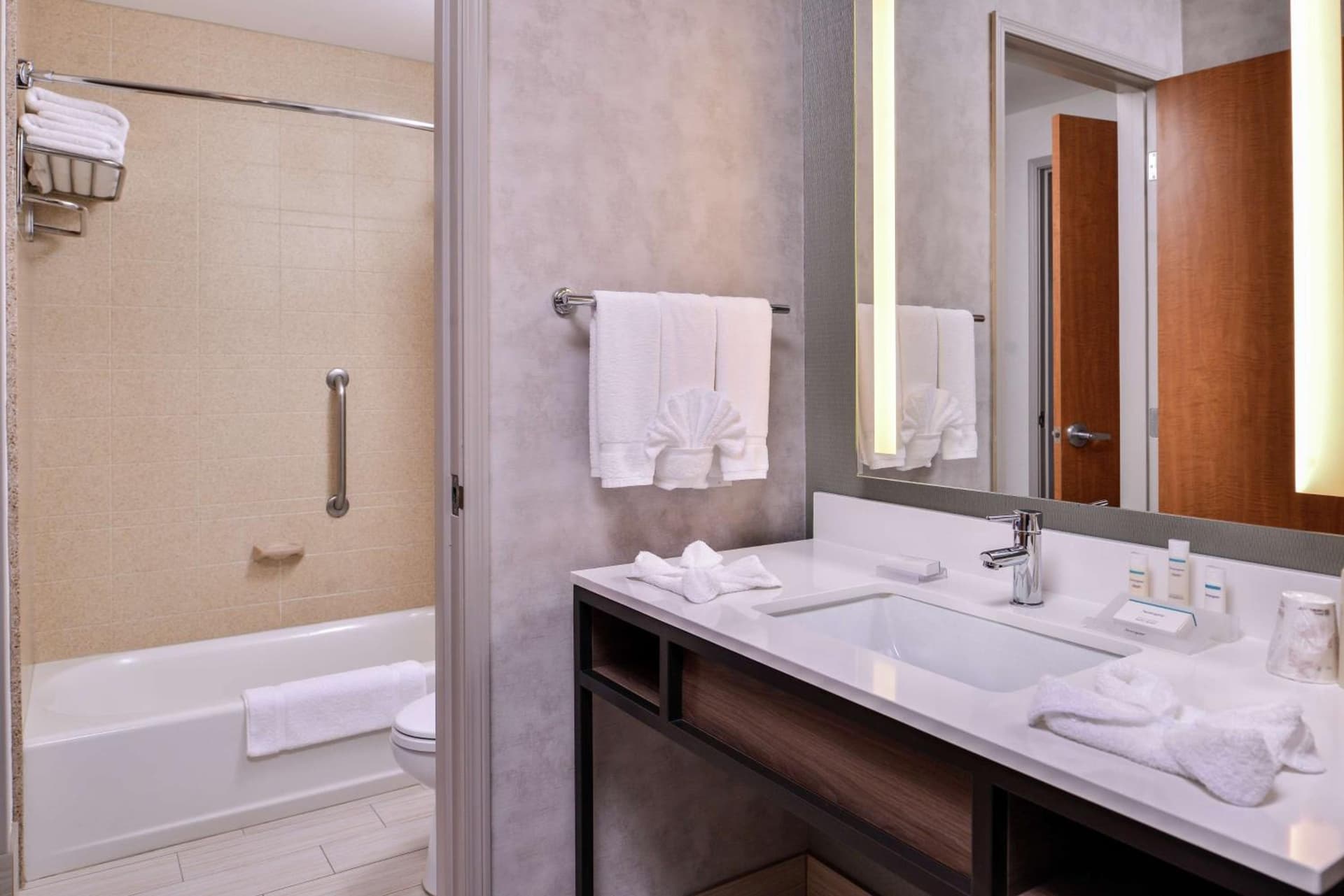 Hilton Garden Inn Bend gallery photo in Bend, OR — image 86