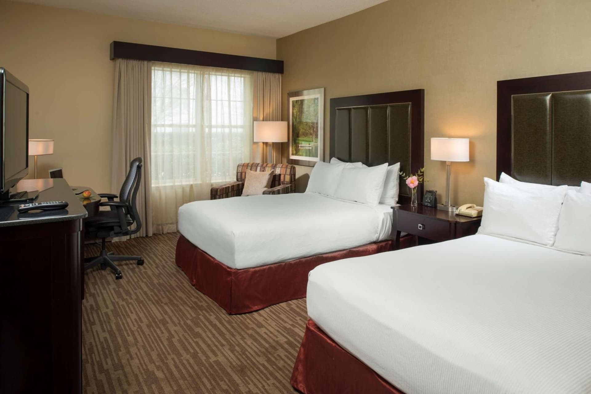 DoubleTree by Hilton Raleigh Durham Airport at Research Triangle Park gallery photo in Durham, NC — image 9