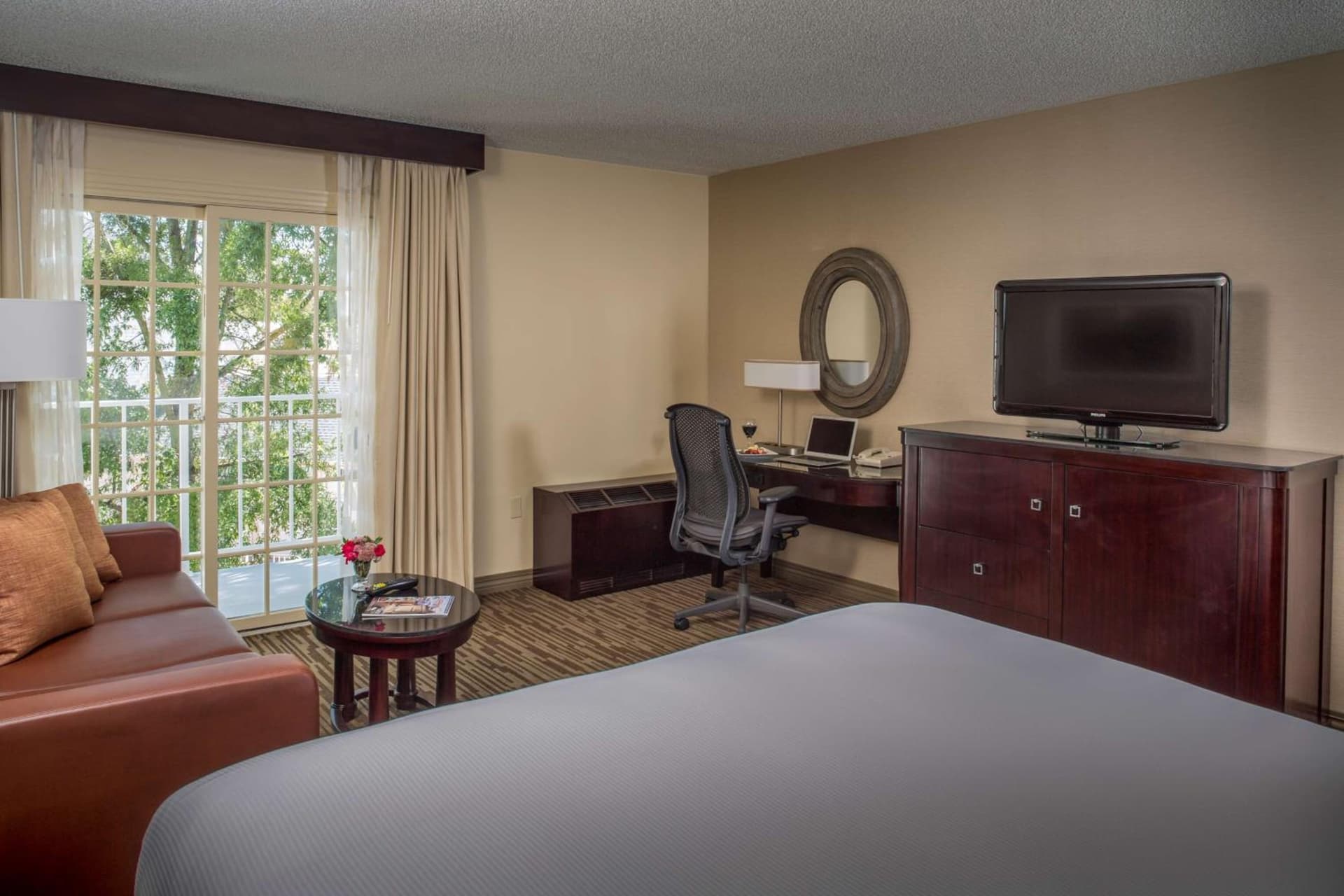 DoubleTree by Hilton Raleigh Durham Airport at Research Triangle Park gallery photo in Durham, NC — image 38