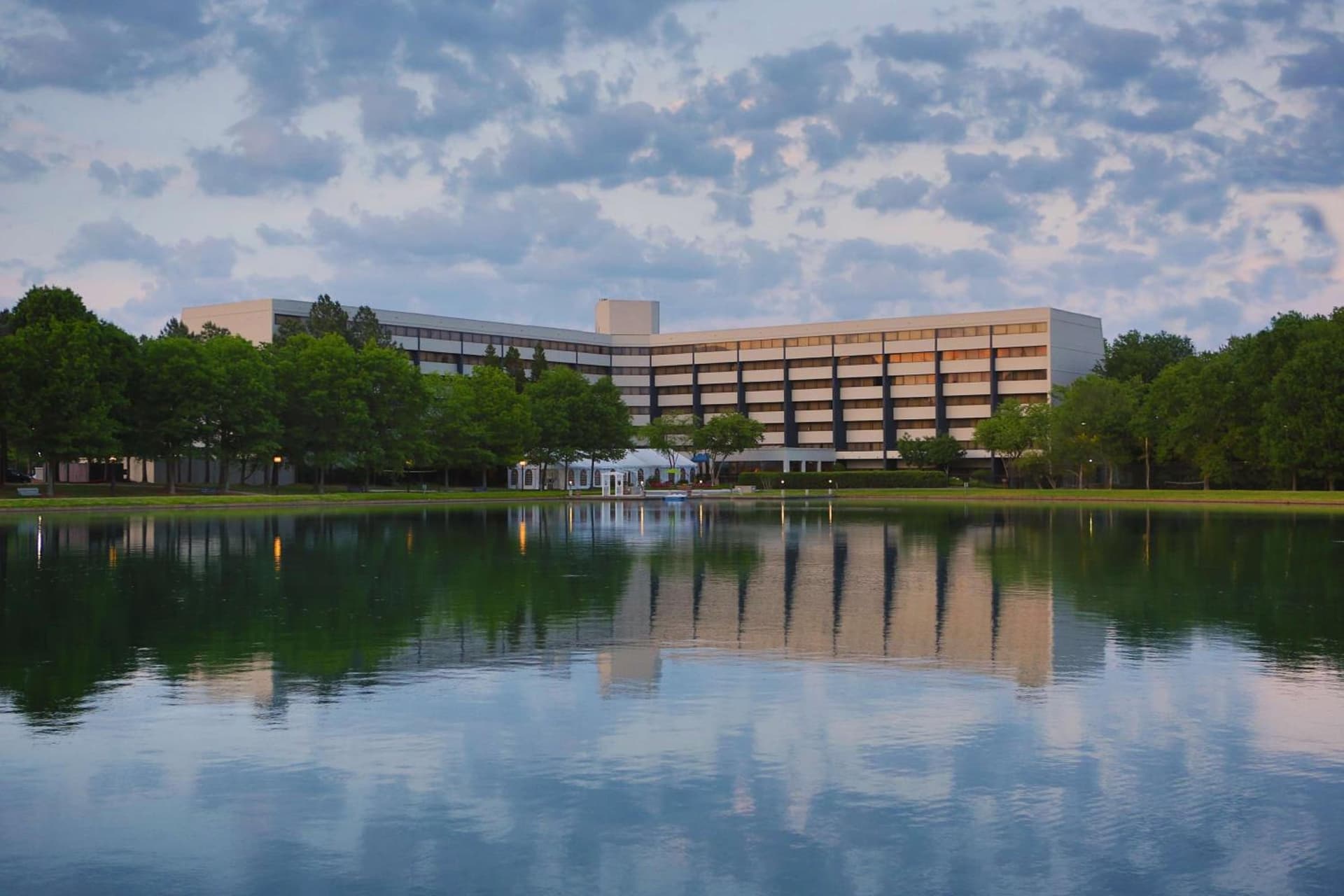 DoubleTree Suites by Hilton Raleigh-Durham property views in Durham, NC — gallery photo 3
