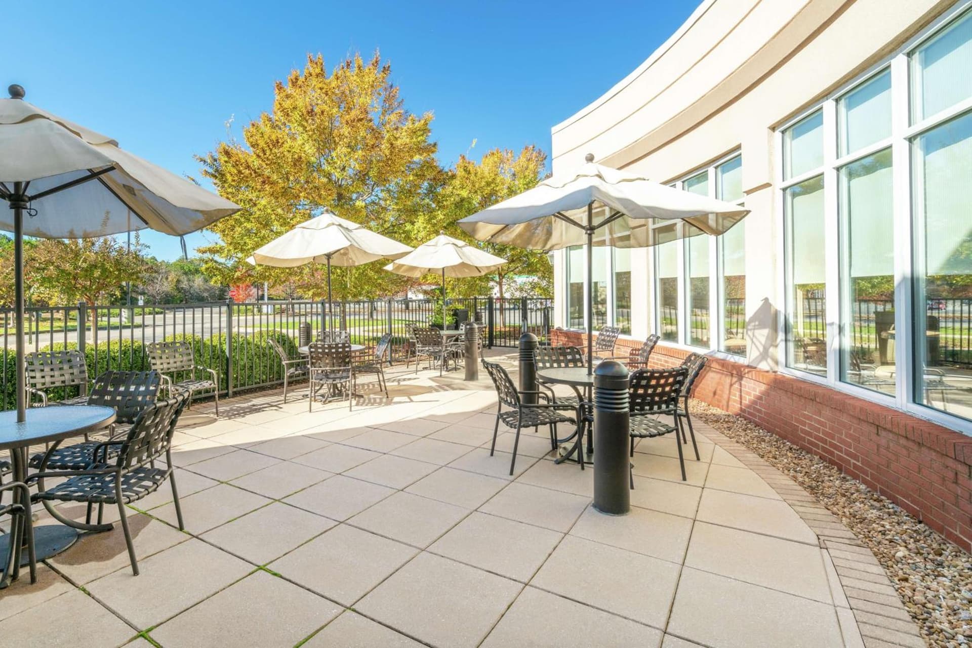 Hilton Garden Inn Richmond Airport interior in Sandston, VA — gallery photo 2
