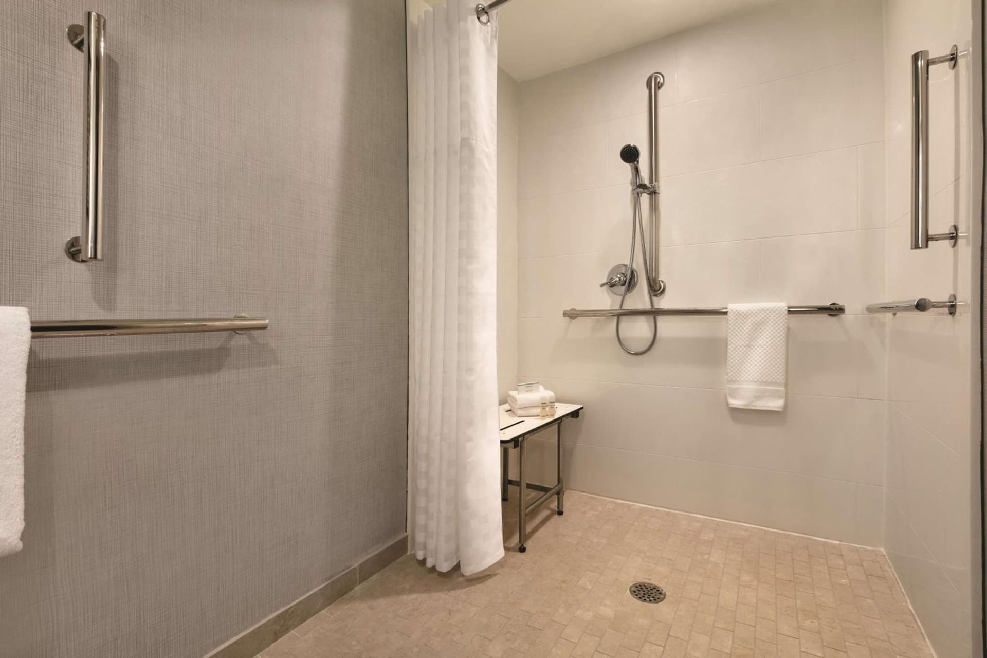Embassy Suites by Hilton Richmond gallery photo in Richmond, VA — image 53