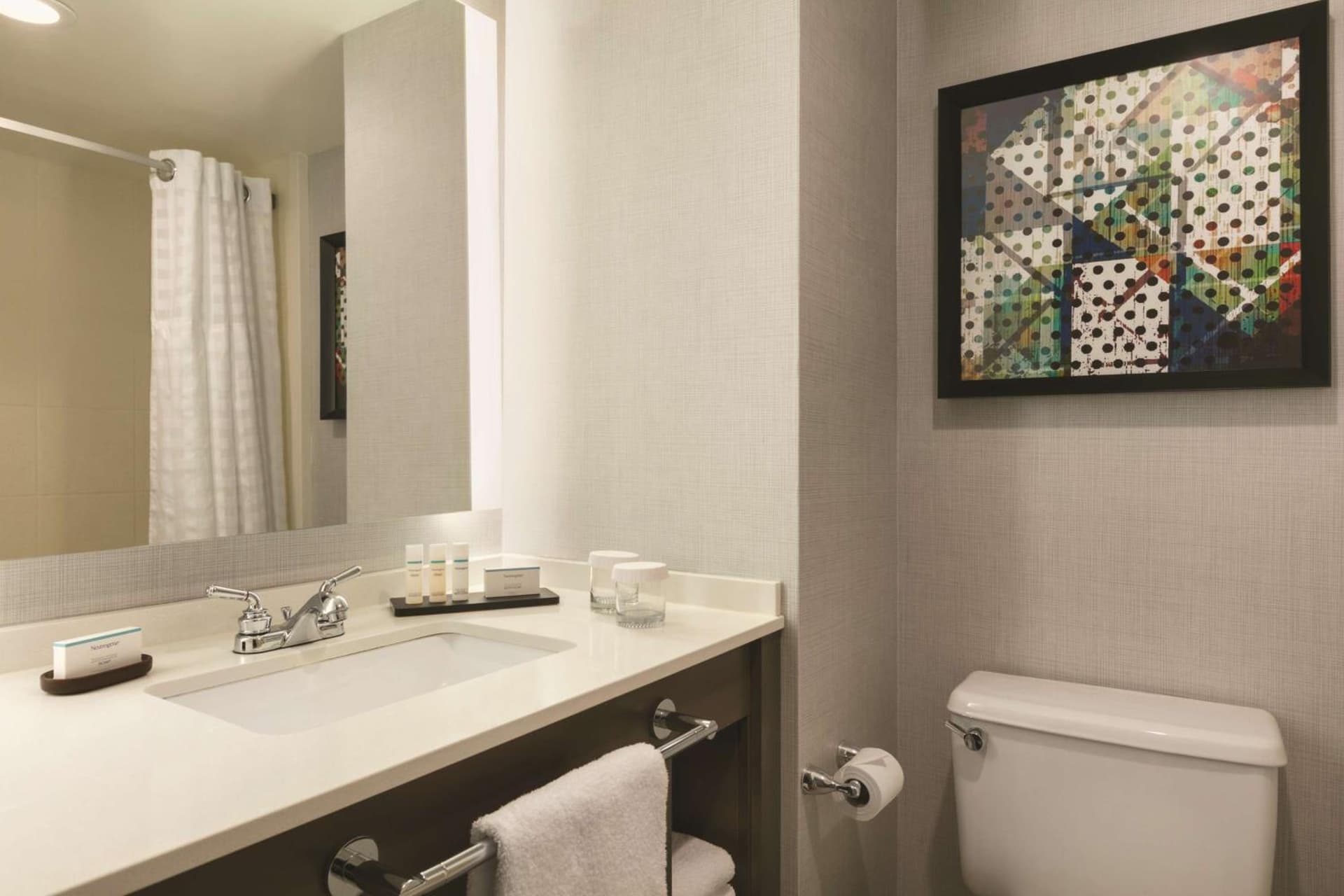Embassy Suites by Hilton Richmond gallery photo in Richmond, VA — image 48
