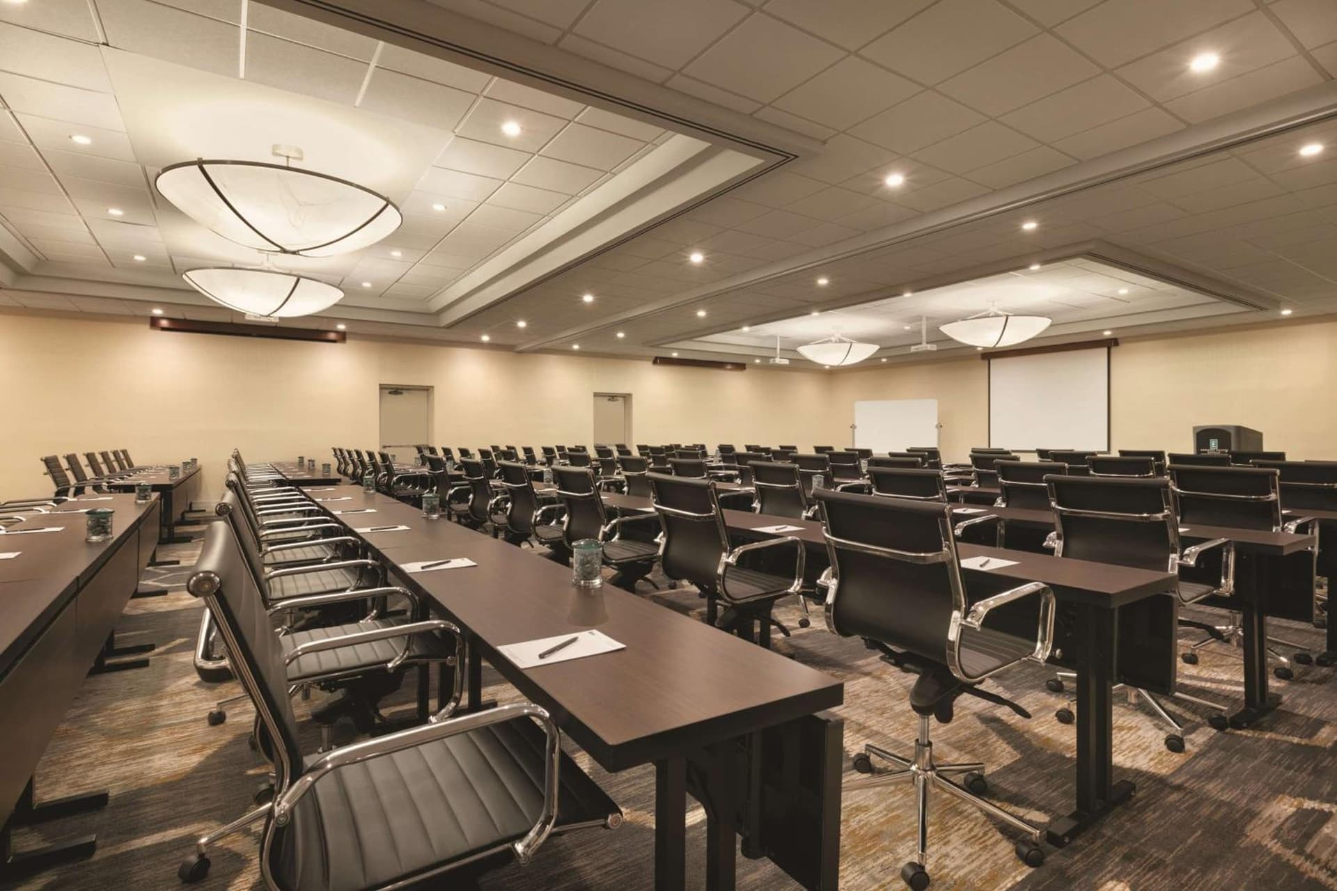 Embassy Suites by Hilton Richmond gallery photo in Richmond, VA — image 41