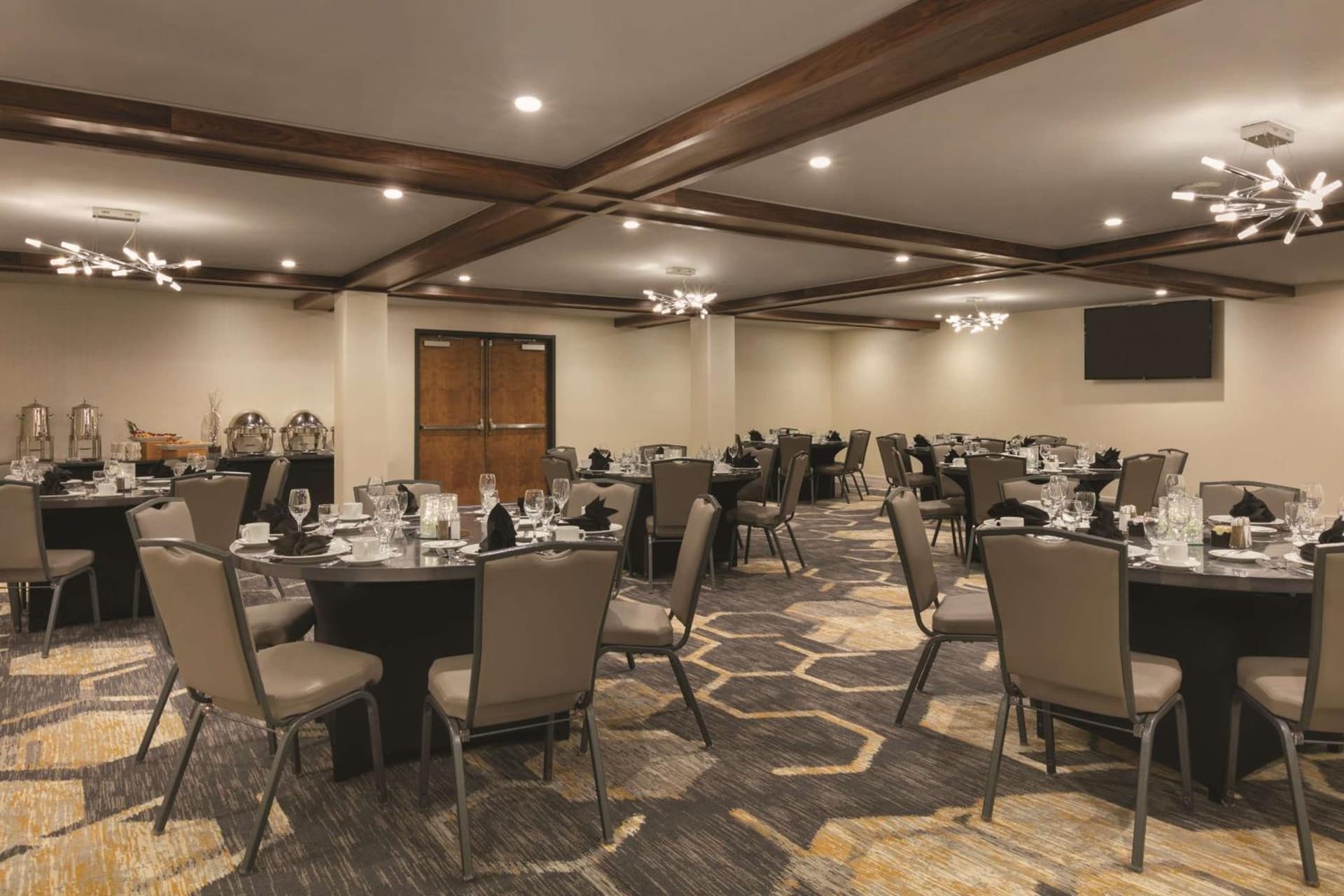 Embassy Suites by Hilton Richmond gallery photo in Richmond, VA — image 52