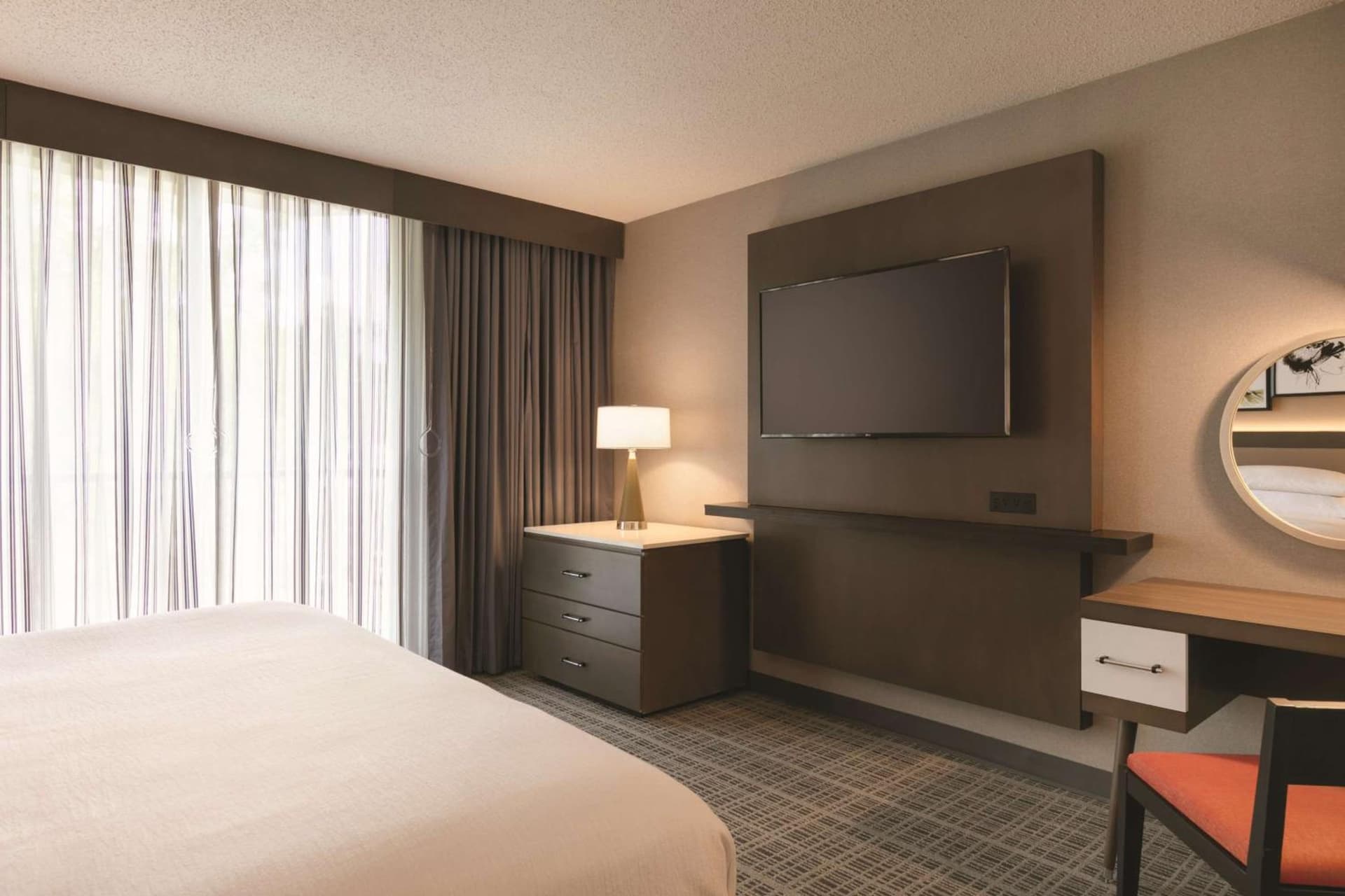 Embassy Suites by Hilton Richmond gallery photo in Richmond, VA — image 11