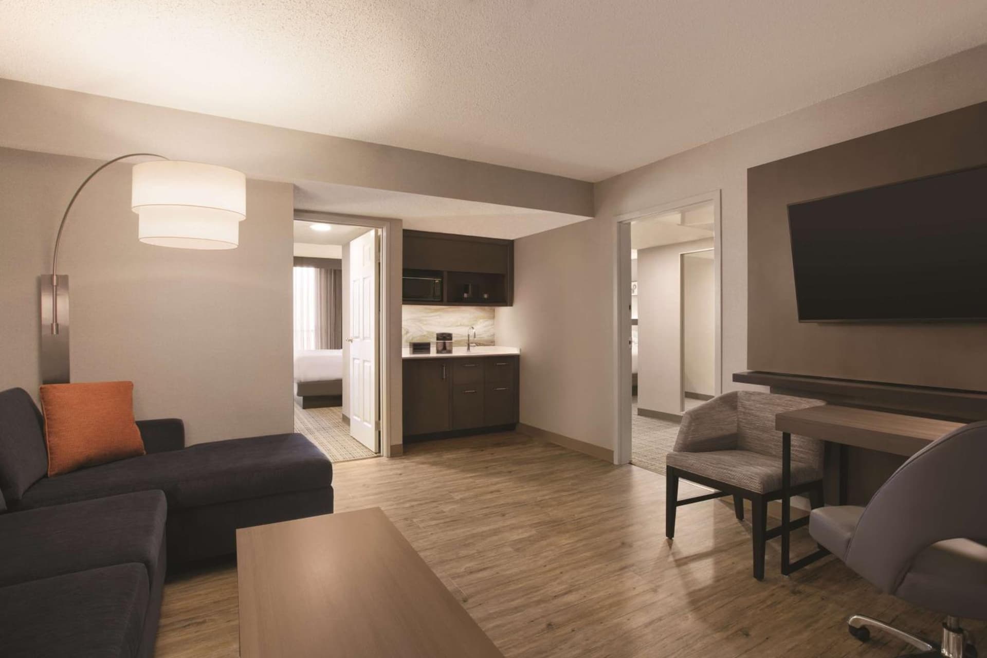 Embassy Suites by Hilton Richmond gallery photo in Richmond, VA — image 28