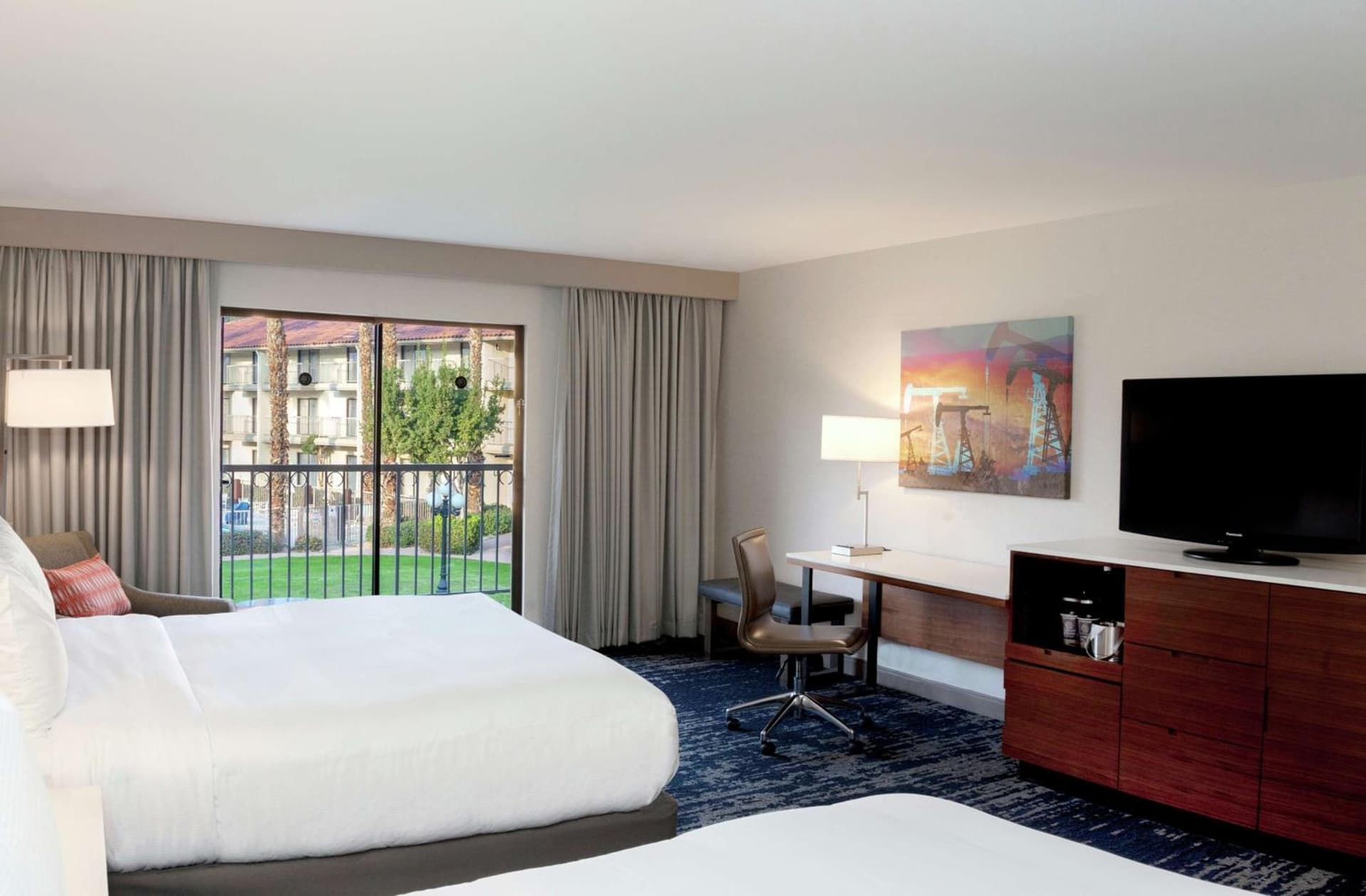 DoubleTree by Hilton Bakersfield interior in Bakersfield, CA — gallery photo 2
