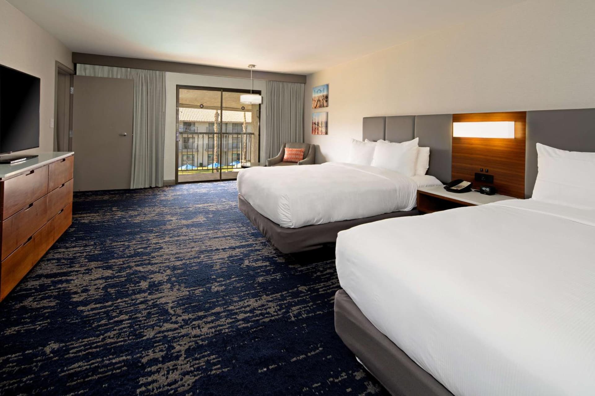 DoubleTree by Hilton Bakersfield gallery photo in Bakersfield, CA — image 23