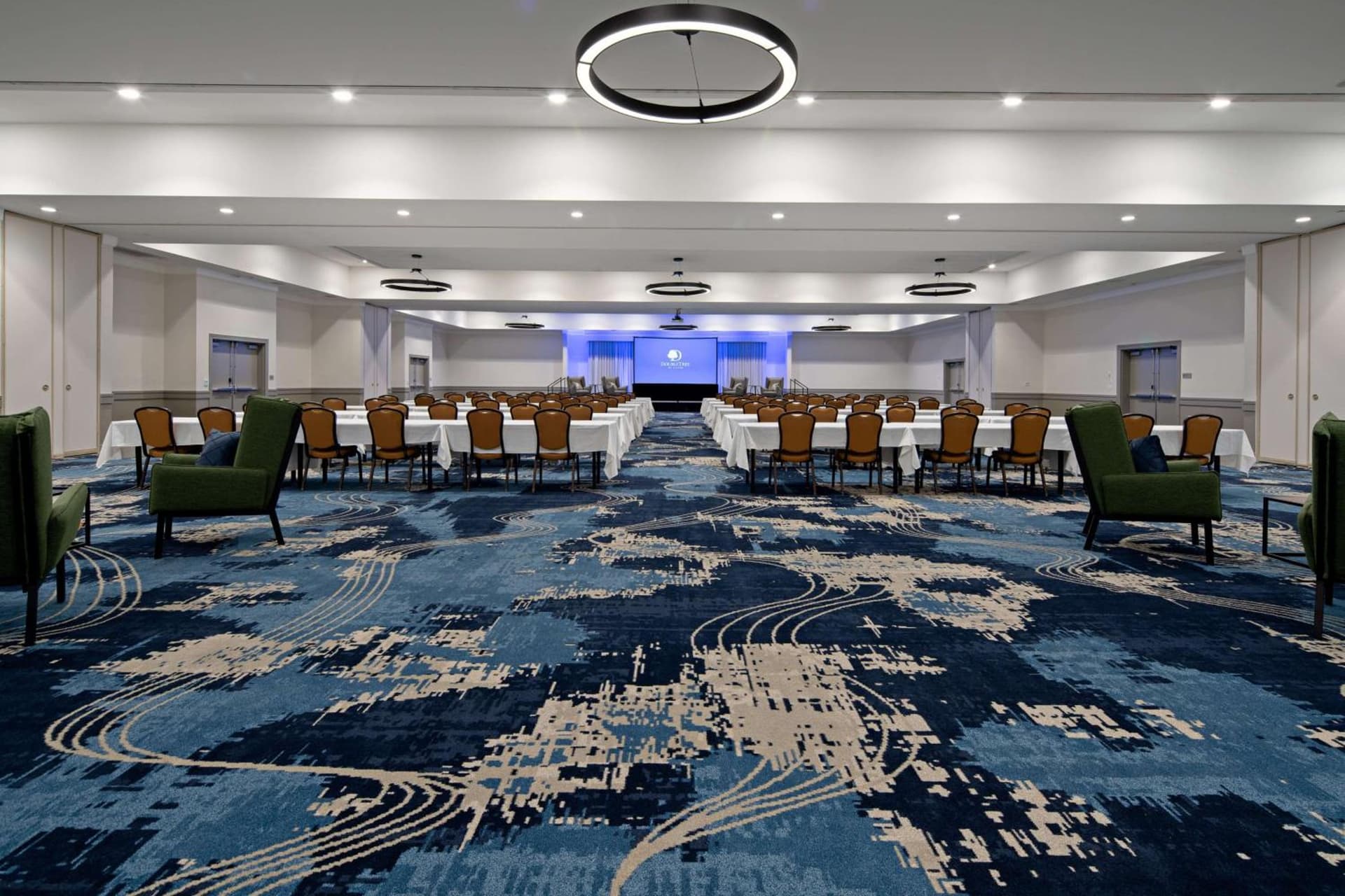 DoubleTree by Hilton Bakersfield gallery photo in Bakersfield, CA — image 14