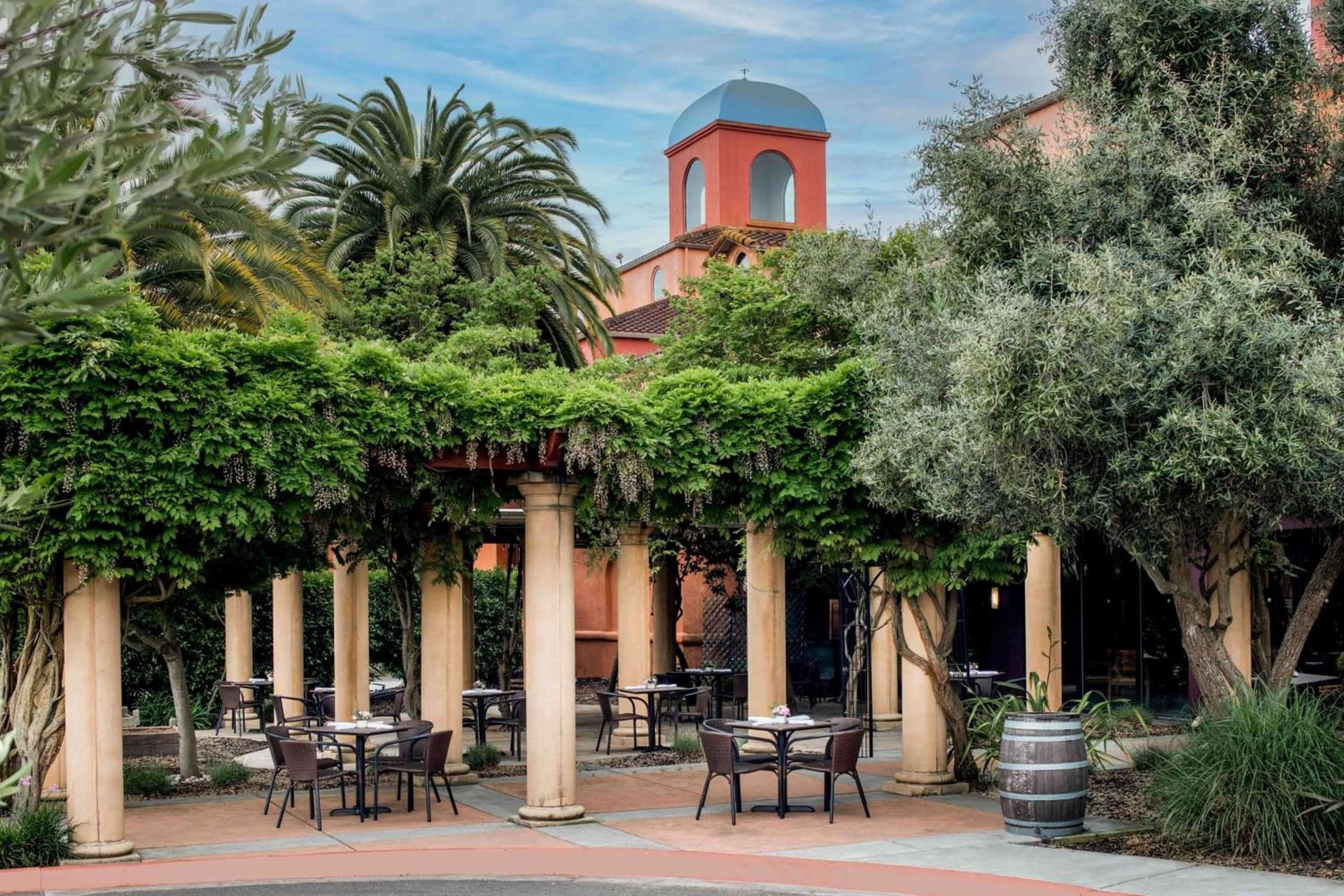 DoubleTree by Hilton Sonoma Wine Country gallery photo in Rohnert Park, CA — image 10