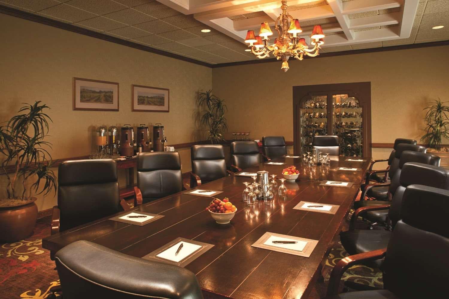 DoubleTree by Hilton Sonoma Wine Country gallery photo in Rohnert Park, CA — image 63
