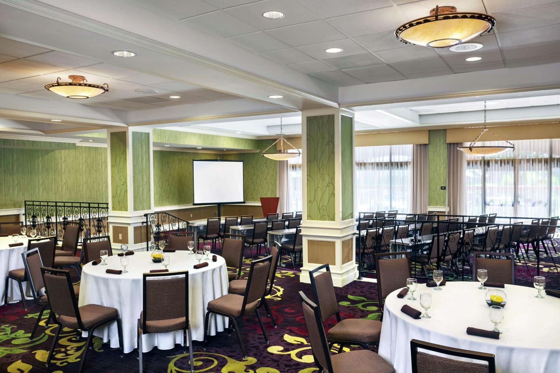 DoubleTree by Hilton Sonoma Wine Country gallery photo in Rohnert Park, CA — image 14