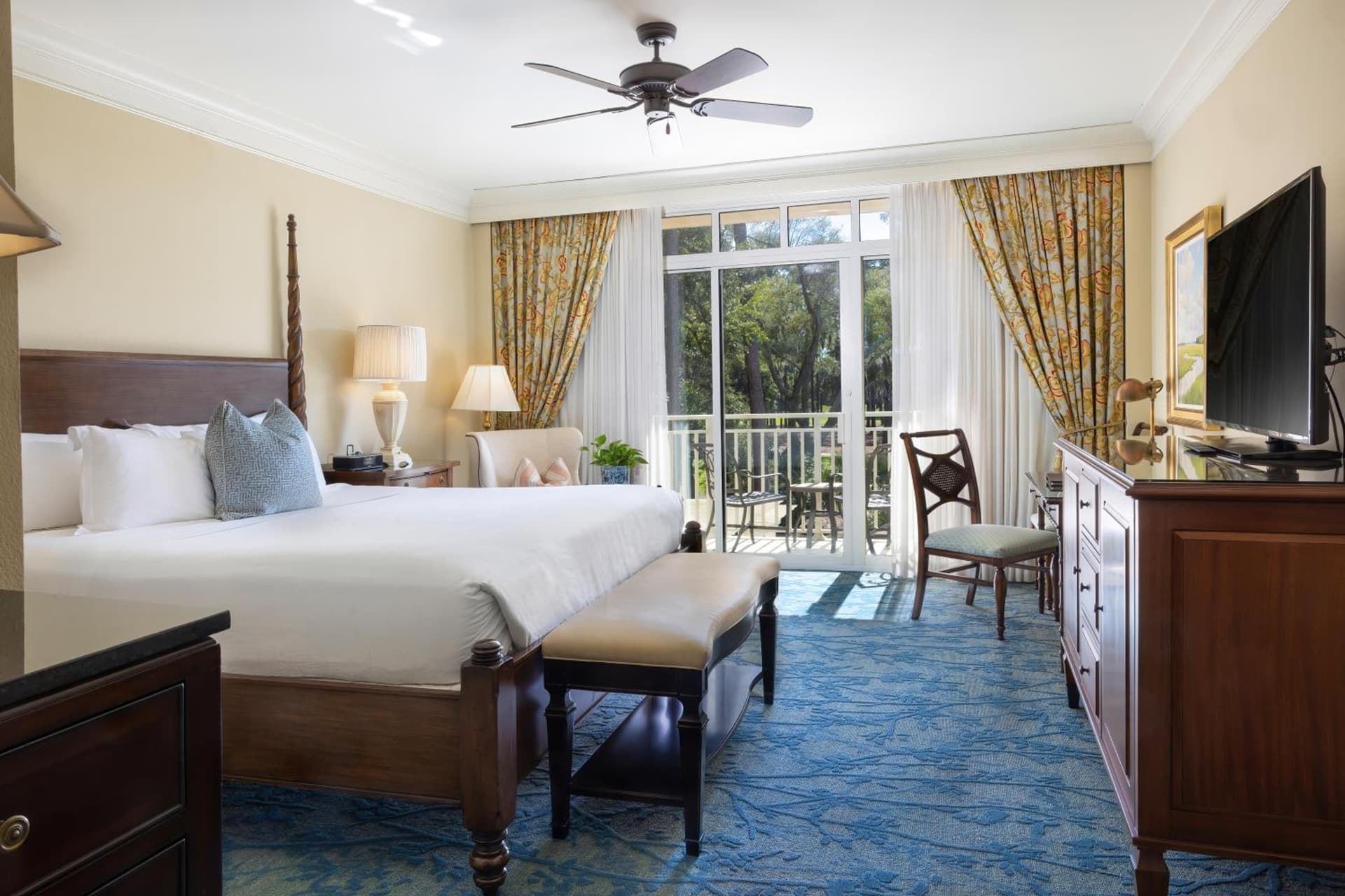Inn and Club at Harbour Town interior in Hilton Head Island, SC — gallery photo 2