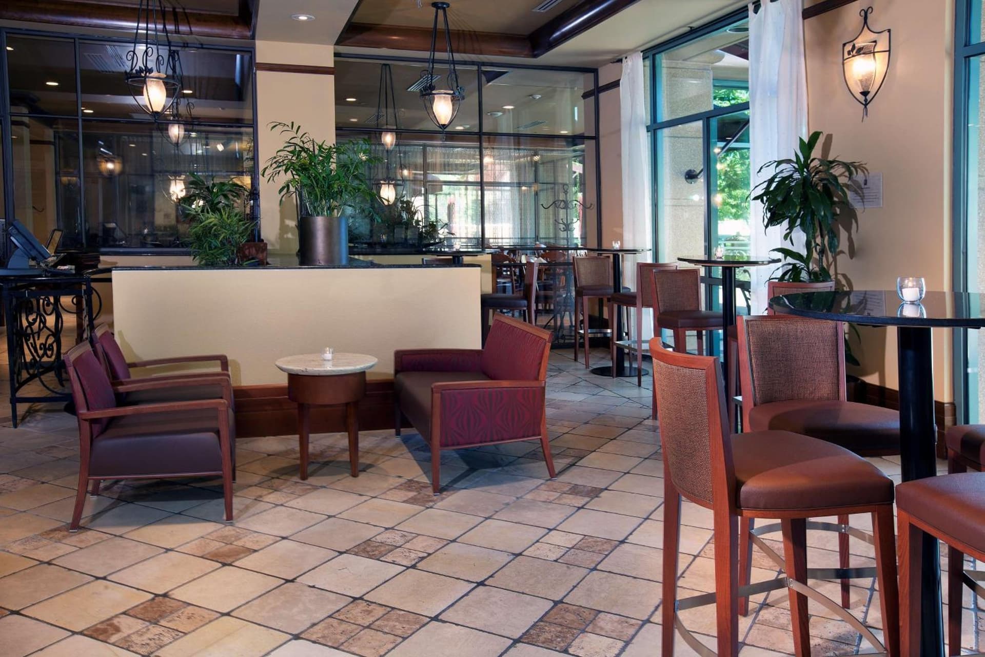 Embassy Suites by Hilton Sacramento Riverfront Promenade gallery photo in Sacramento, CA — image 42