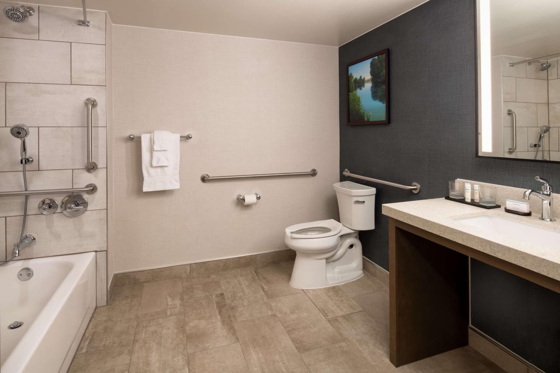 Embassy Suites by Hilton Sacramento Riverfront Promenade gallery photo in Sacramento, CA — image 92