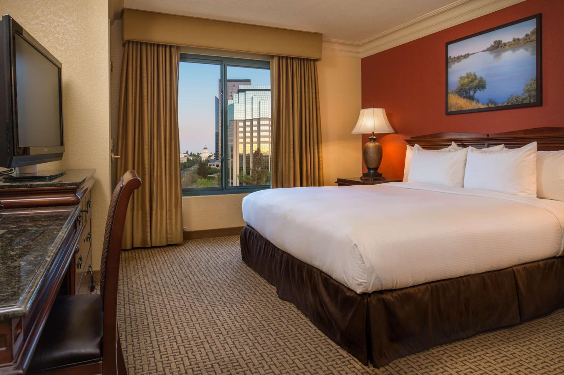 Embassy Suites by Hilton Sacramento Riverfront Promenade gallery photo in Sacramento, CA — image 24