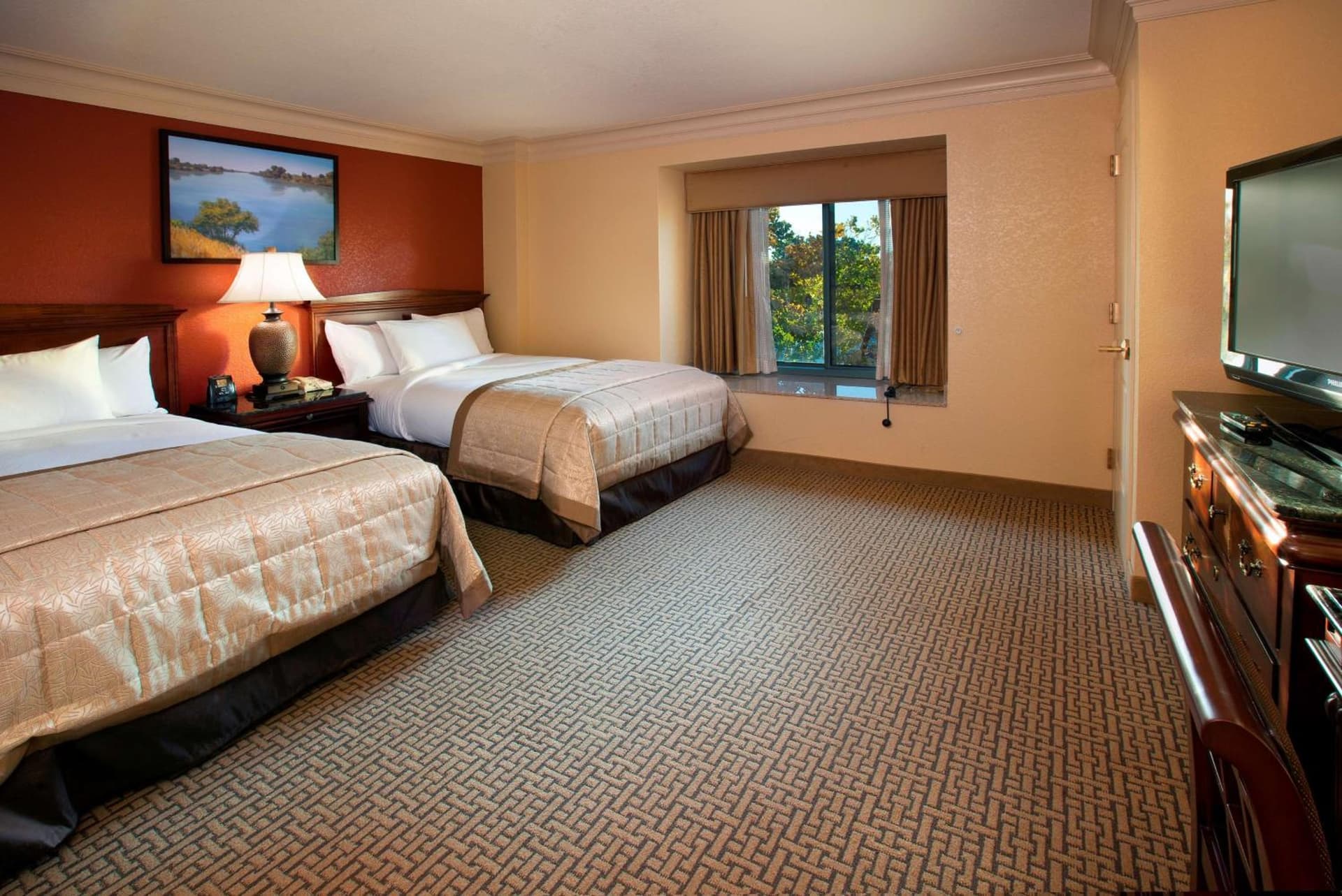 Embassy Suites by Hilton Sacramento Riverfront Promenade gallery photo in Sacramento, CA — image 57