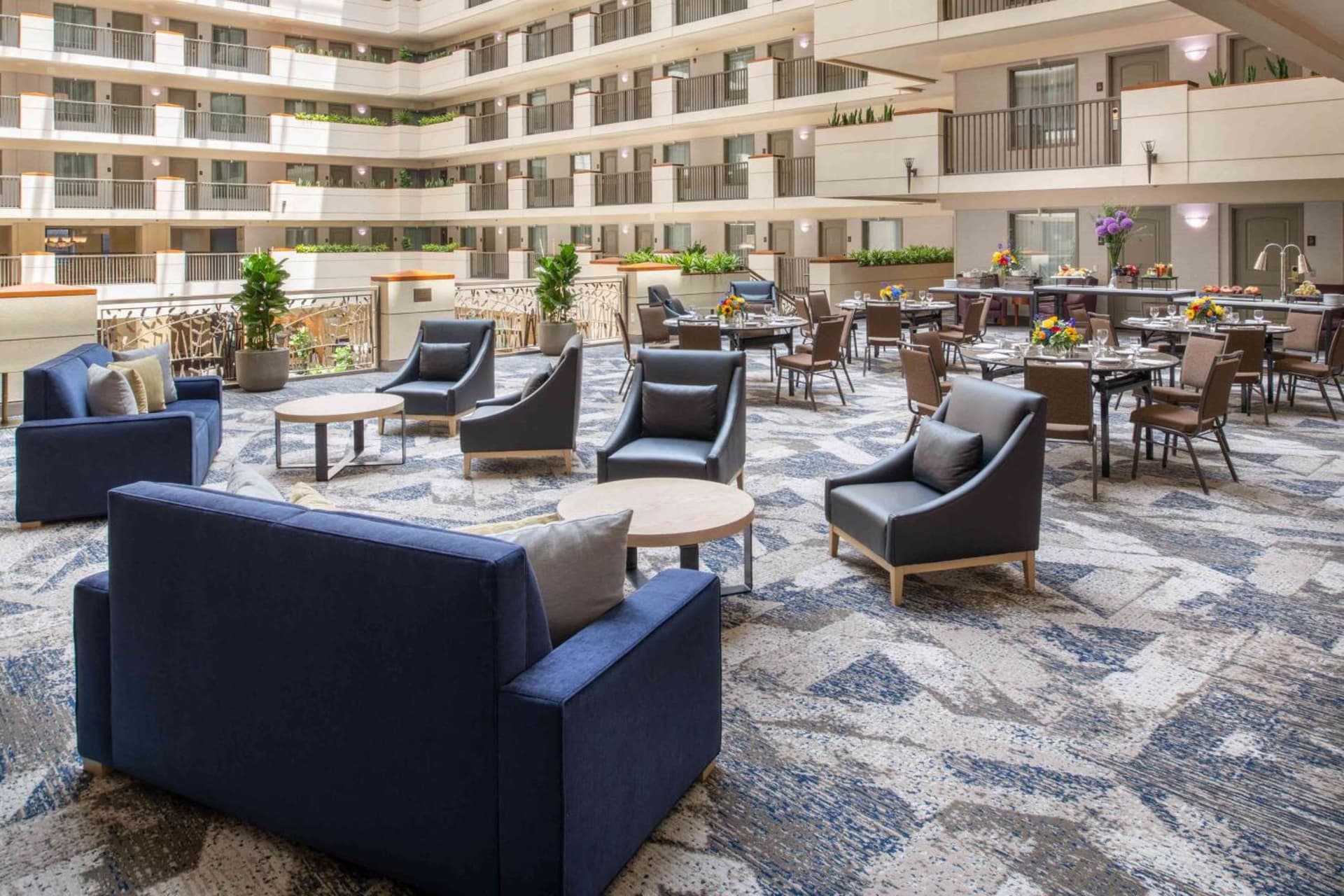 Embassy Suites by Hilton Sacramento Riverfront Promenade gallery photo in Sacramento, CA — image 52