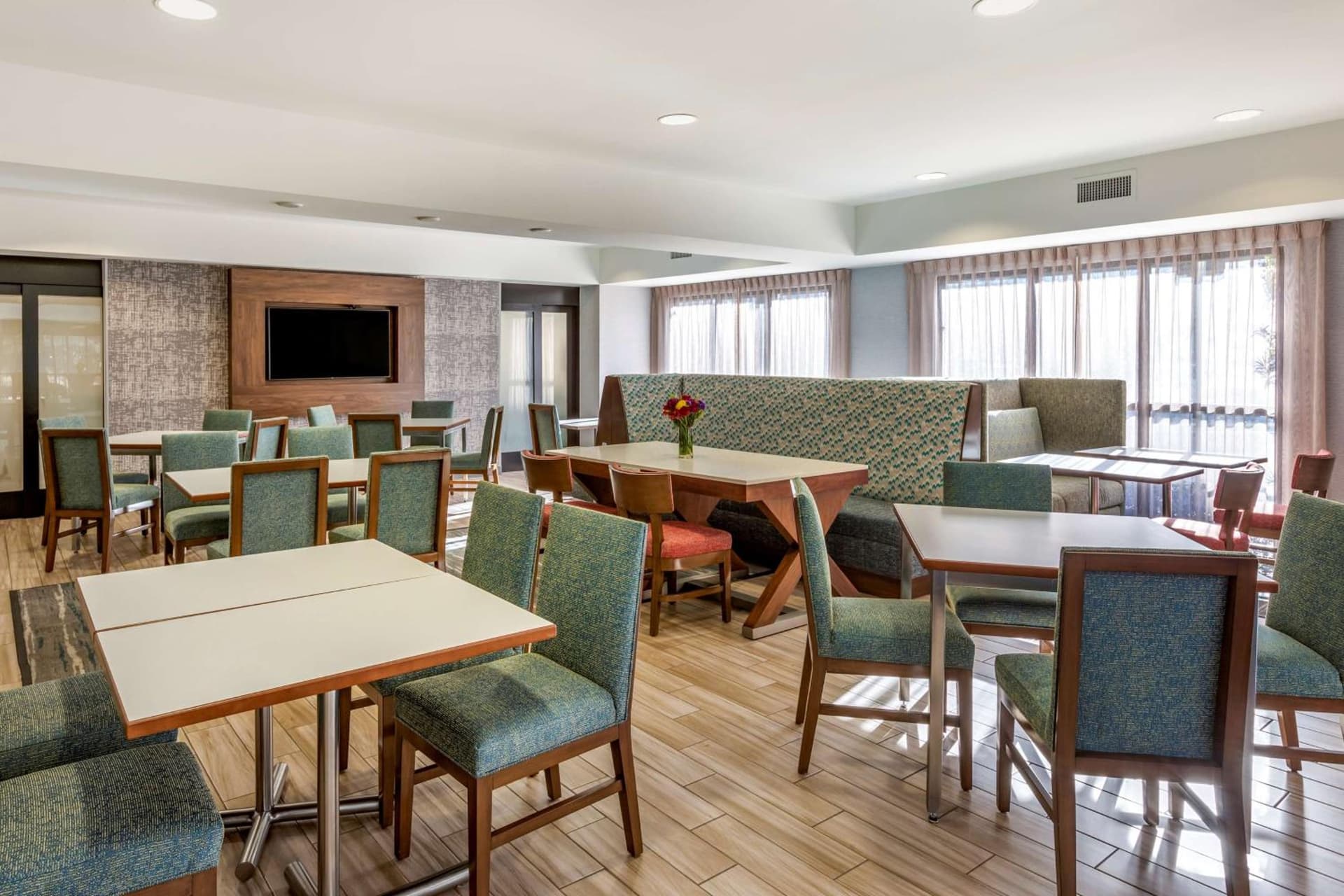 Hampton Inn Carlsbad North San Diego County gallery photo in Carlsbad, CA — image 28