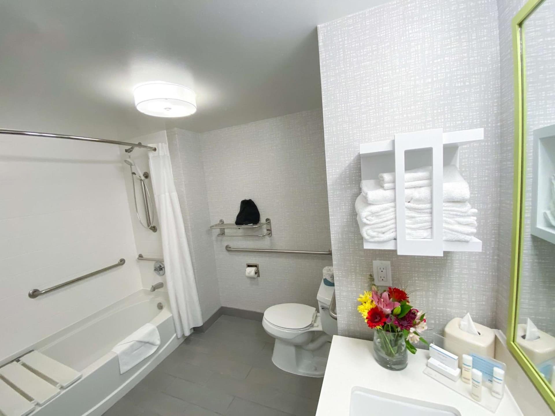 Hampton Inn Carlsbad North San Diego County gallery photo in Carlsbad, CA — image 17
