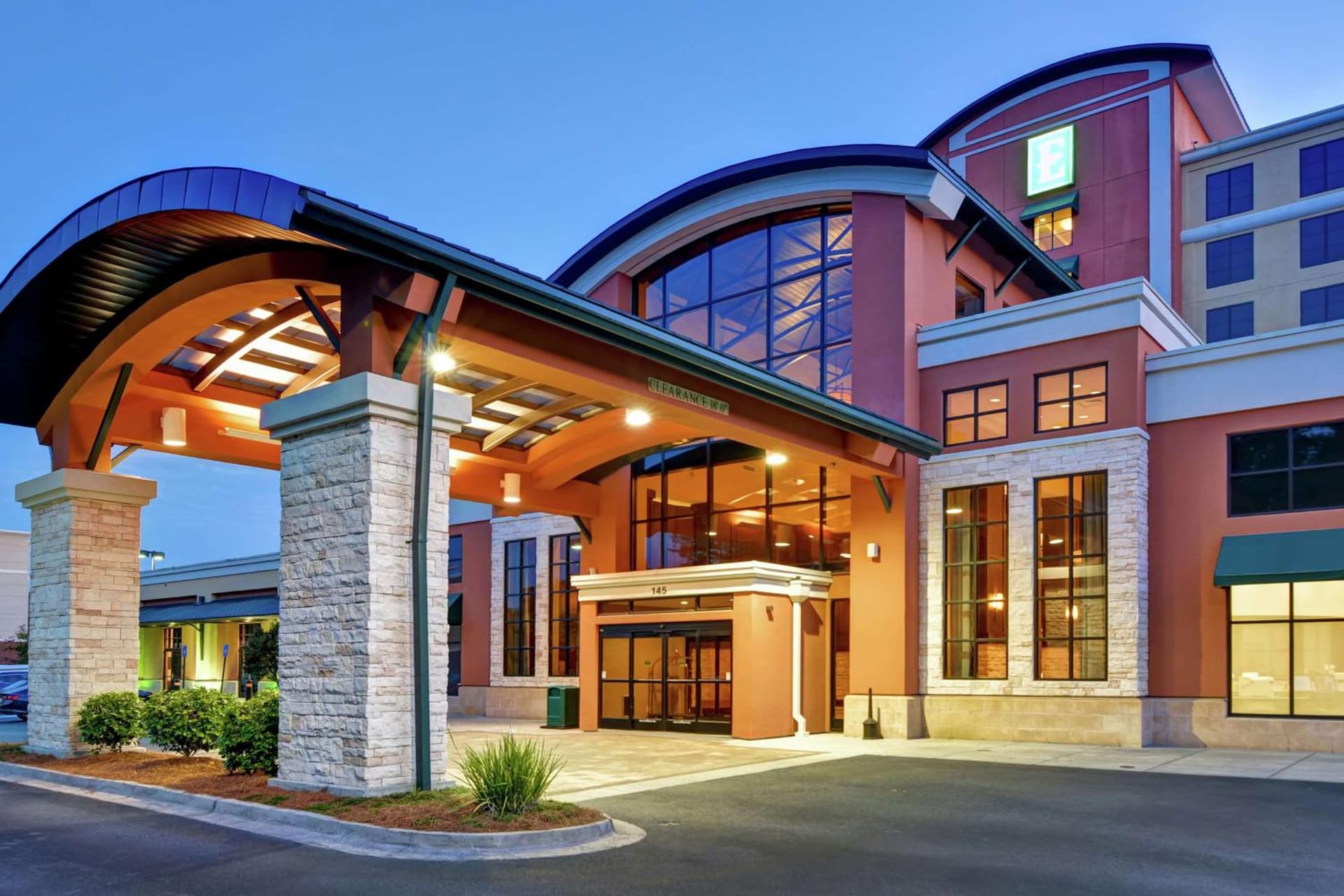 Embassy Suites Savannah Airport interior in Savannah, GA — gallery photo 2