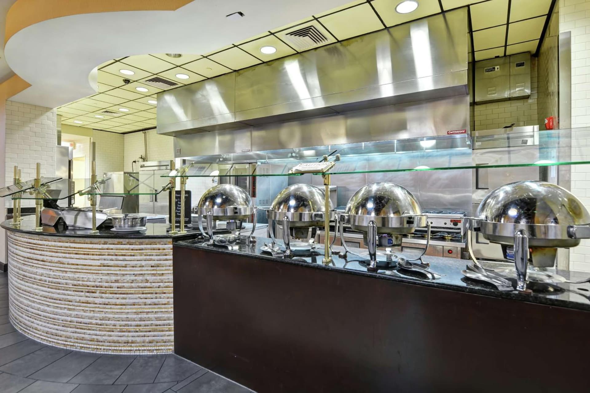 Embassy Suites Savannah Airport gallery photo in Savannah, GA — image 54